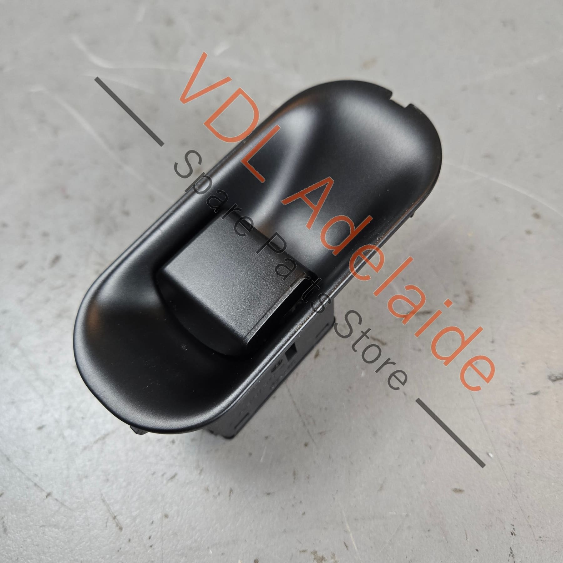 7PP953519FIVI    Porsche Steering Column Adjustment Switch 7PP953519F IVI 7PP953519B