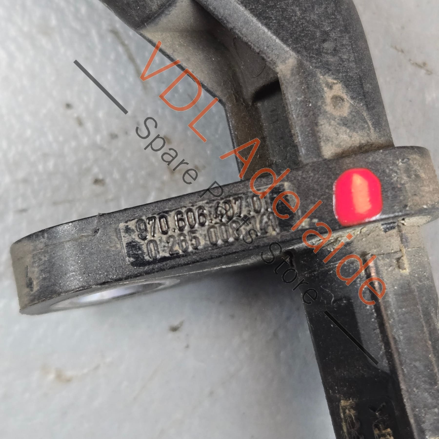 97060640701    Porsche Panamera 970 Wheel Speed Sensor 97060640701