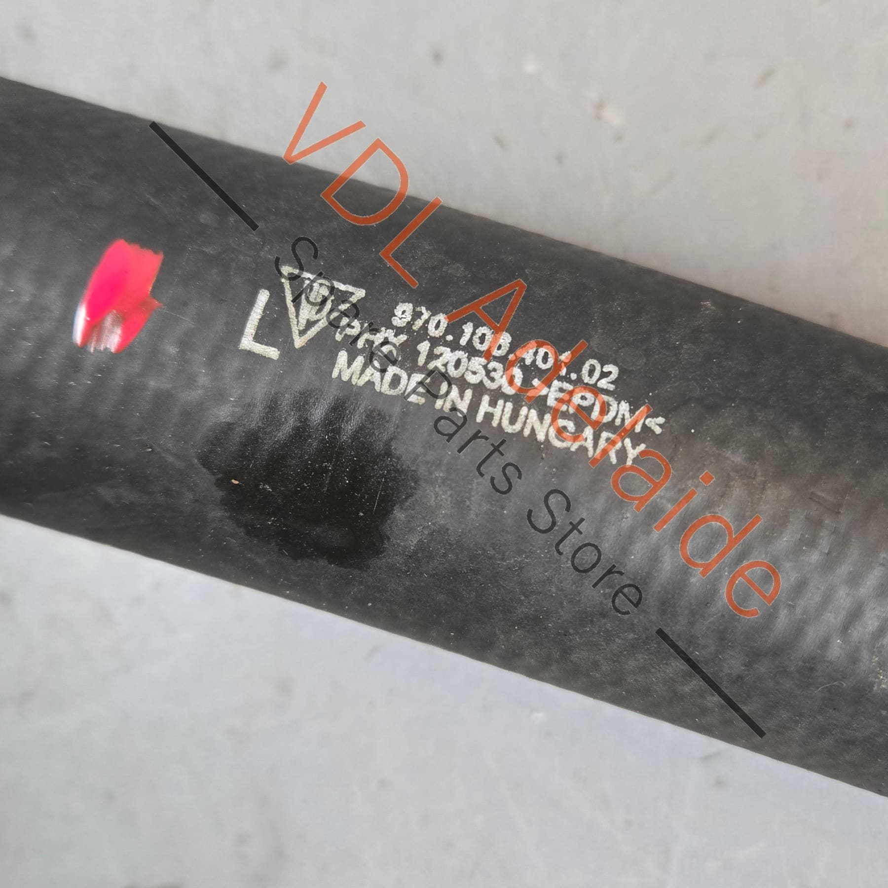 97010623101 97010640102   Porsche Panamera Left Side Radiator Hose Pipe 97010623101 97010640102