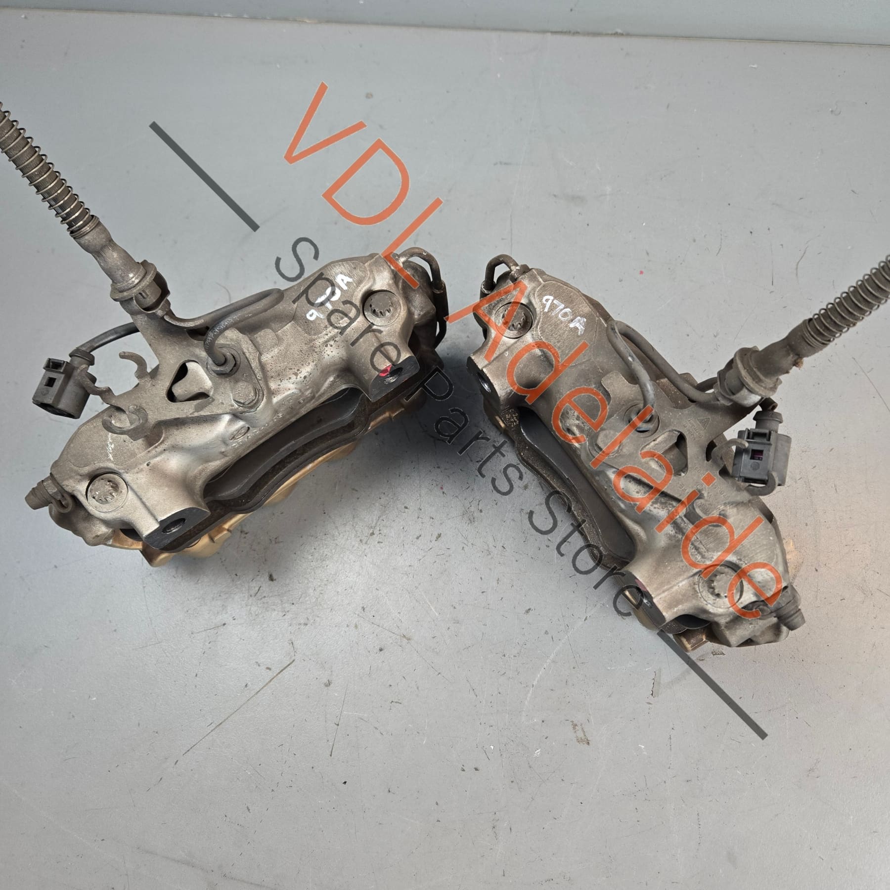 4311037    Porsche 330mm 4 Piston Brake Caliper Brembo Pair Rear 0004311037