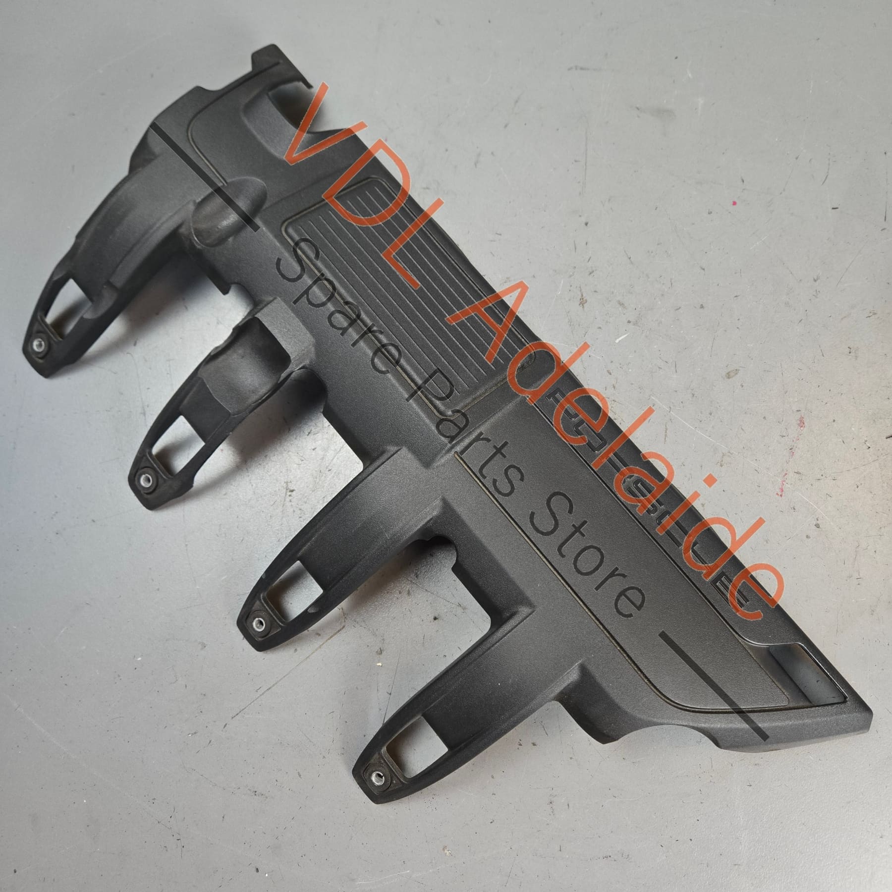 7PP103908C    Porsche V8 Engine Cover Right Side Trim 7PP103908C