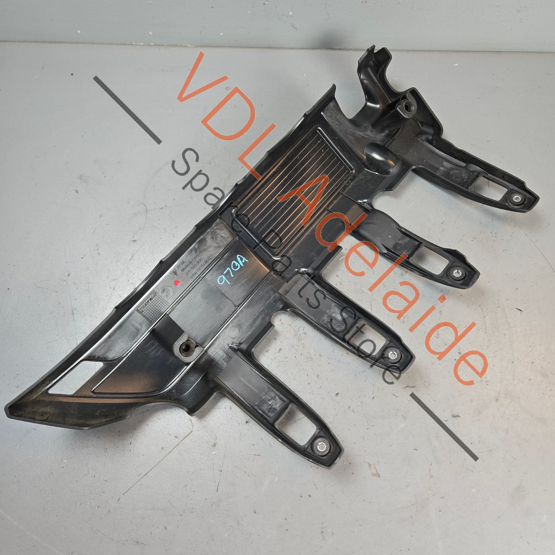 7PP103908C    Porsche V8 Engine Cover Right Side Trim 7PP103908C