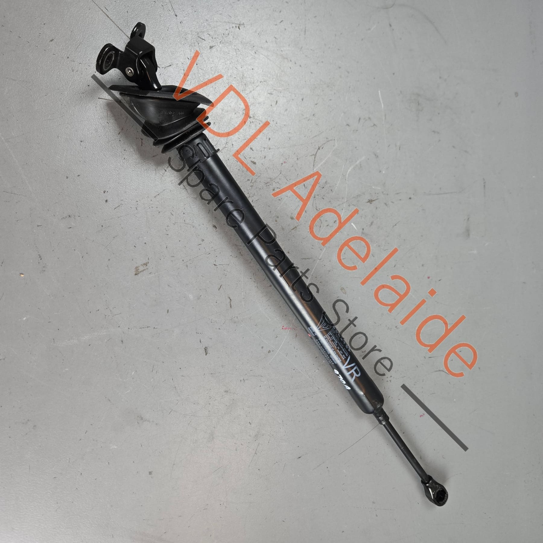 97053715200    Porsche Panamera 970 Front Right Side Door Striker Check Strap 97053715200