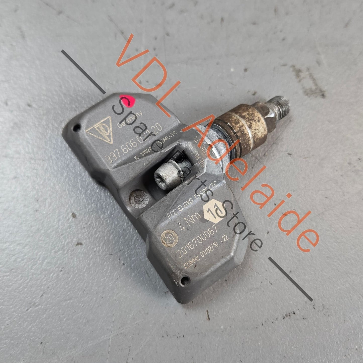 99760602120 7PP907275F   Porsche Tire Pressure Monitor Wheel Sensor TPMS 7PP907275F 99760602120