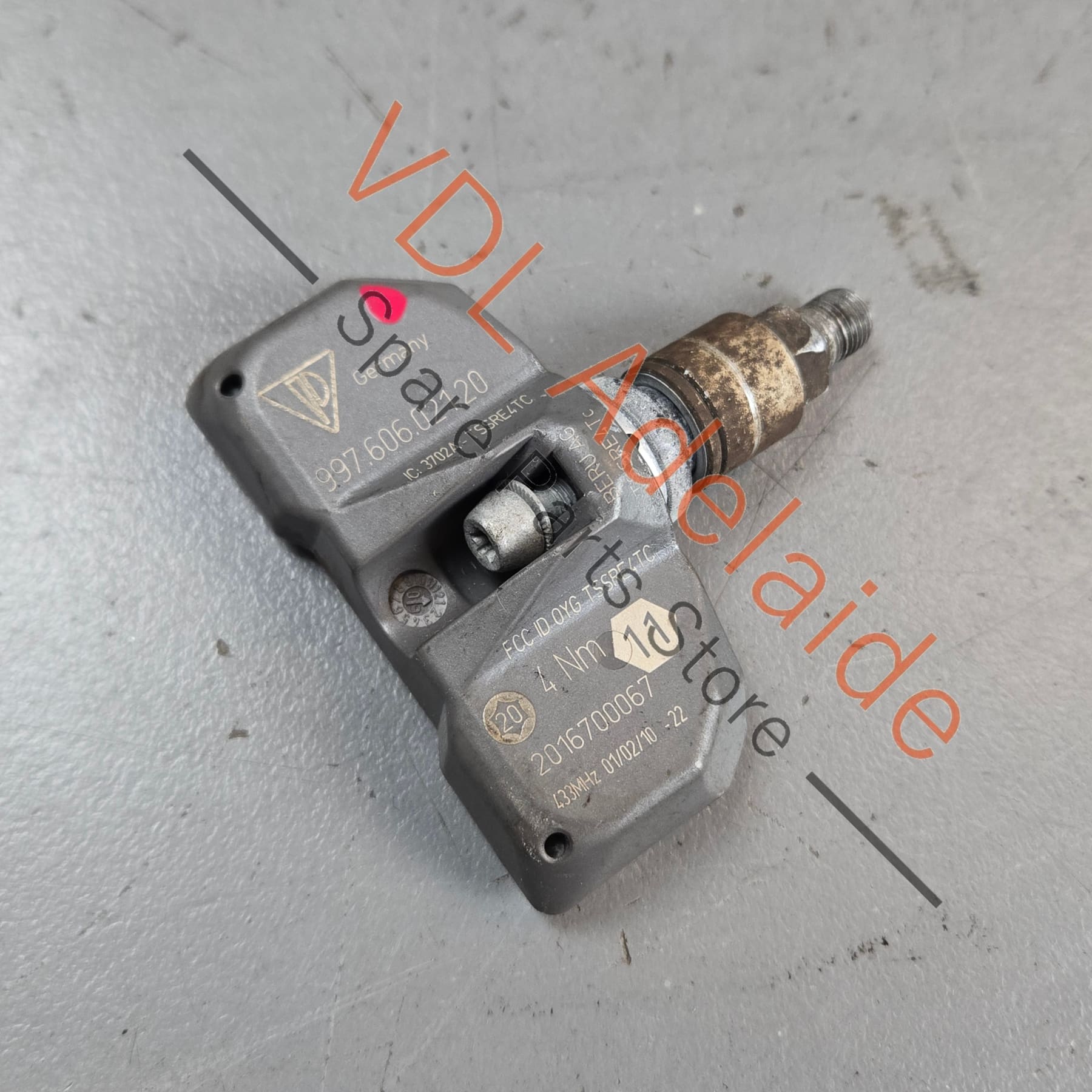 99760602120 7PP907275F   Porsche Tire Pressure Monitor Wheel Sensor TPMS 7PP907275F 99760602120
