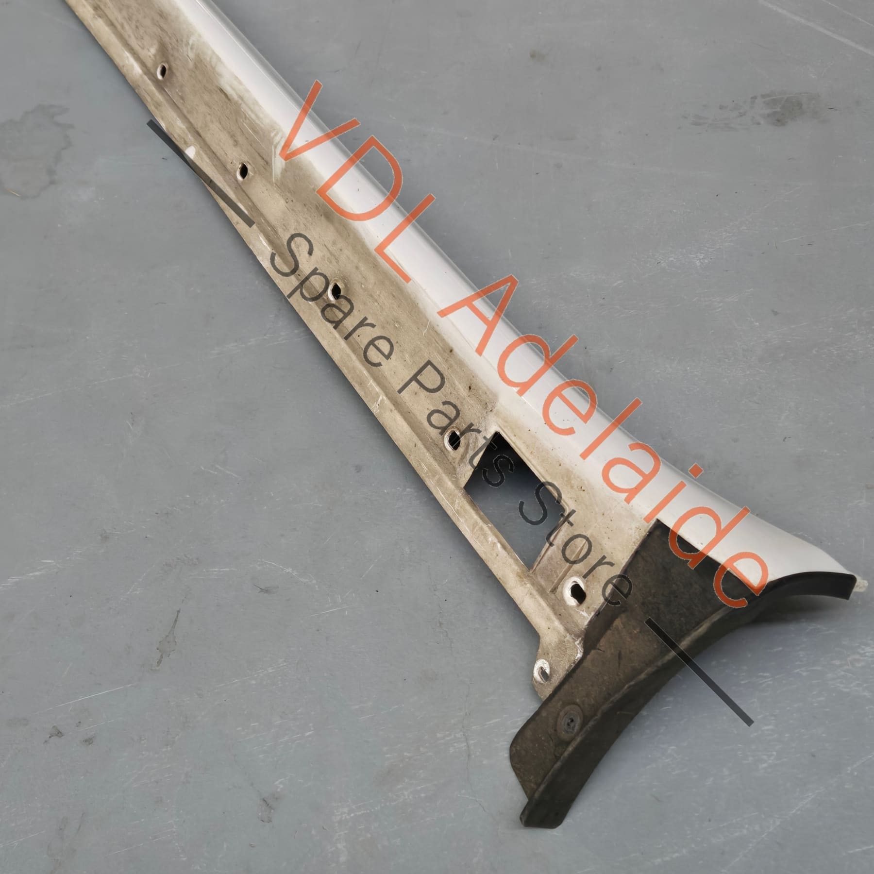 97055920110G2L 97055950100   Porsche Panamera 970 Left Side Sideskirt Rocker Moulding Exterior Trim 97055920110 G2L 97055950100