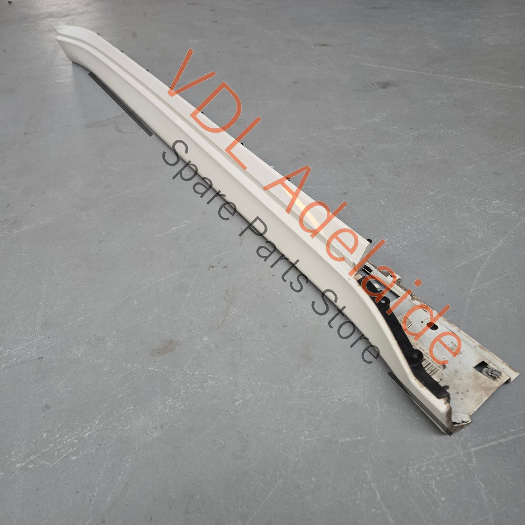 97055920210G2L 97055950200   Porsche Panamera 970 Right Side Sideskirt Rocker Moulding Exterior Trim 97055920210 G2L 97055950200