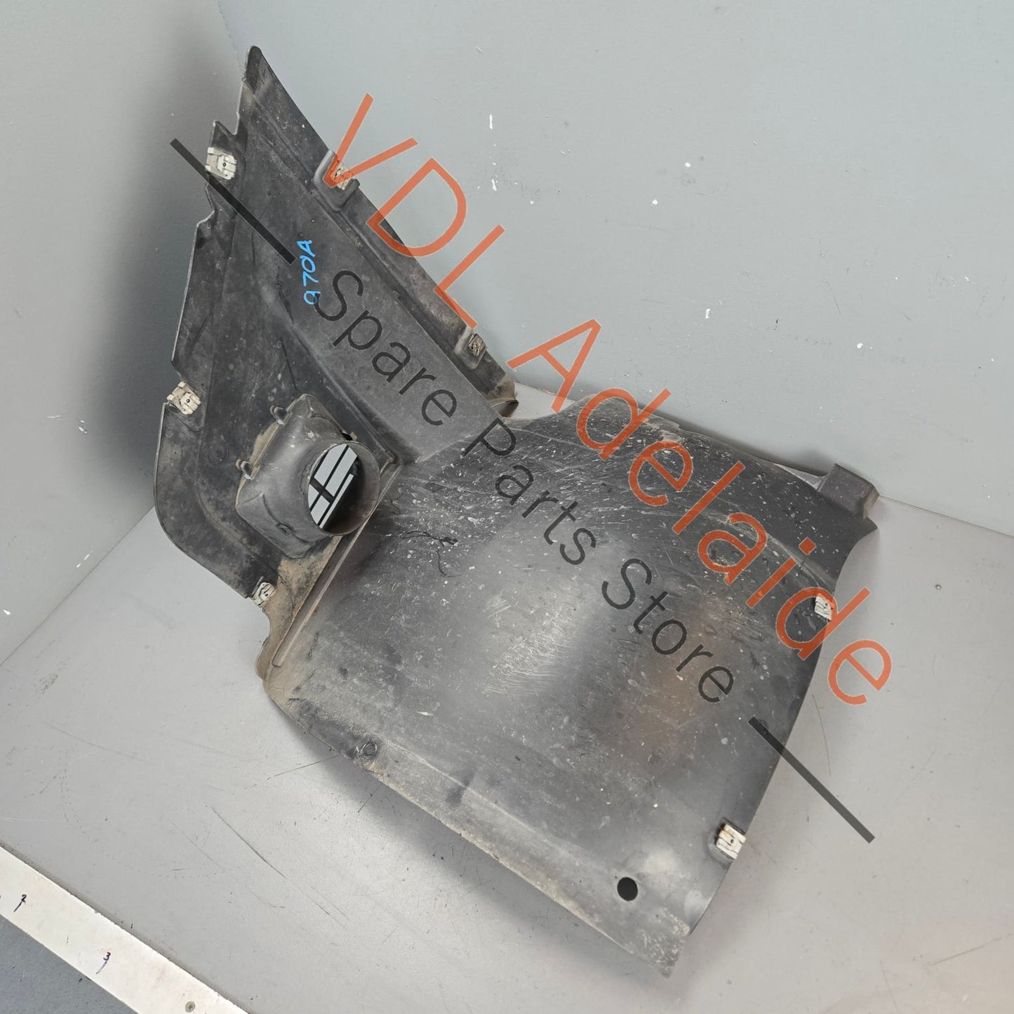 97050412308    Porsche Panamera 970 Front Left Wheel Housing Liner 97050412308