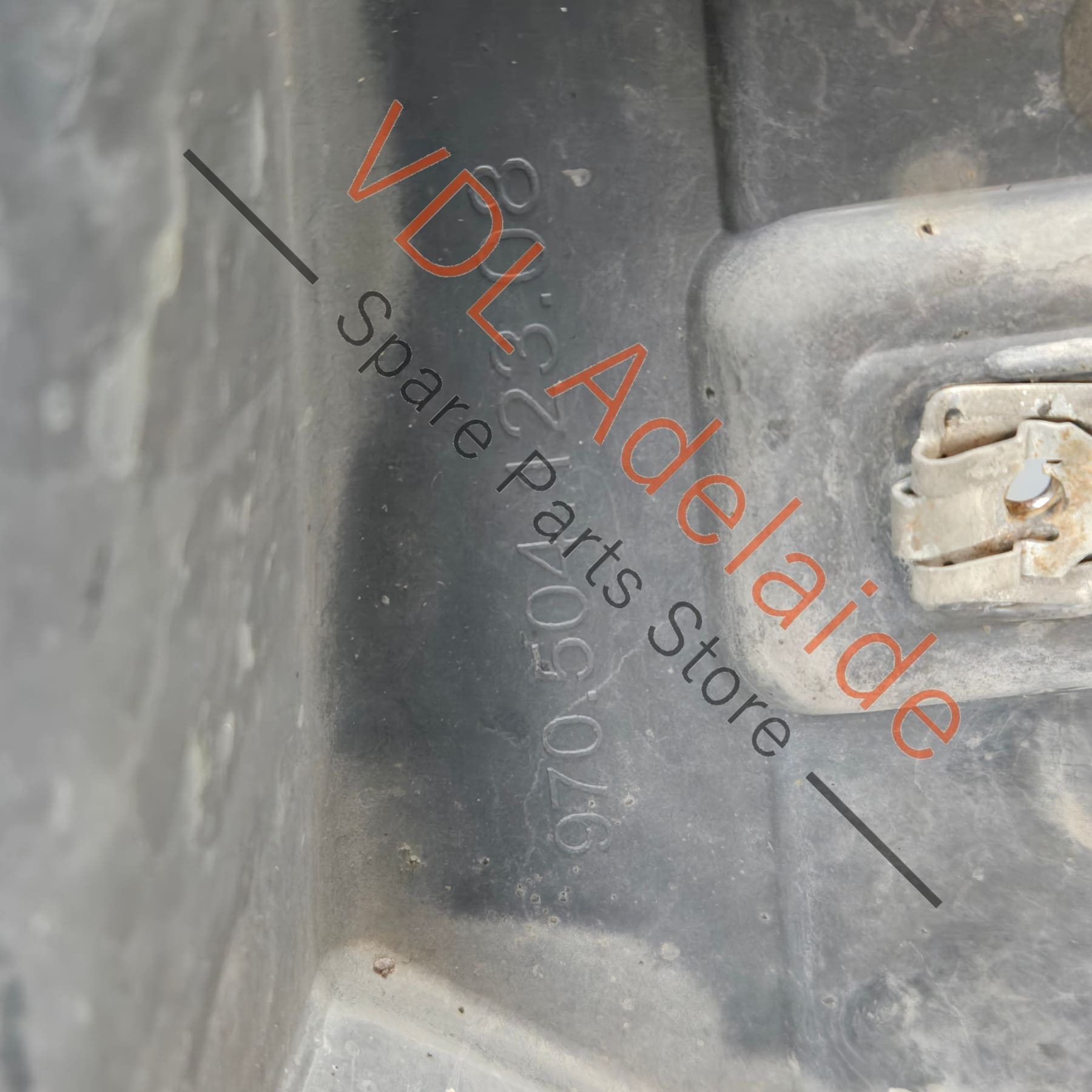 97050412308    Porsche Panamera 970 Front Left Wheel Housing Liner 97050412308