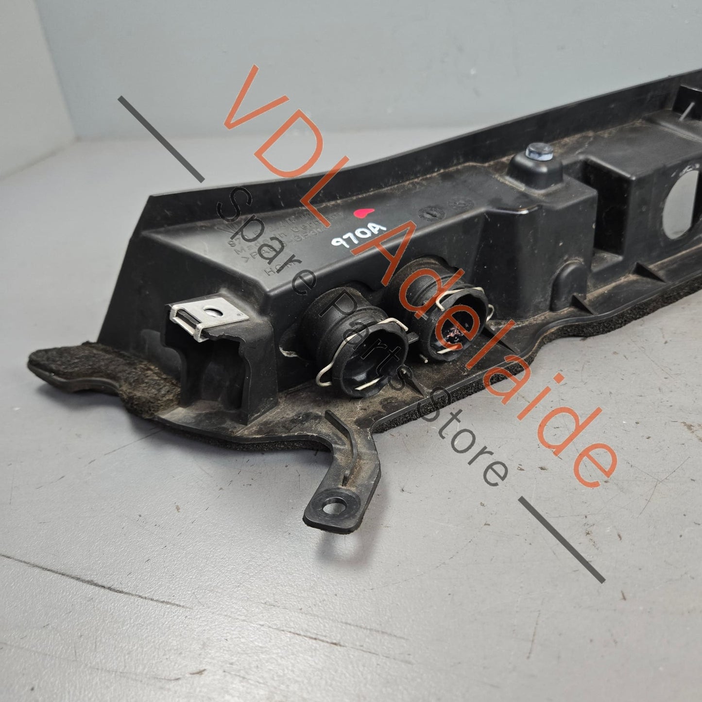 97057241501    Porsche Panamera 970 Waterbox Firewall Plastic 97057241501