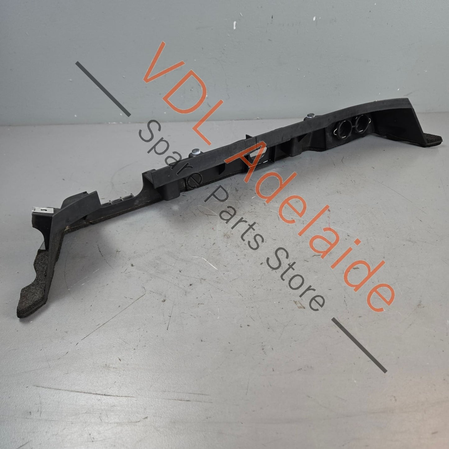 97057241501    Porsche Panamera 970 Waterbox Firewall Plastic 97057241501