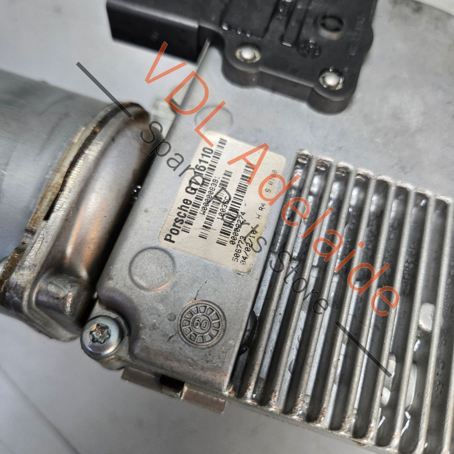 97062410601 97062410603   Porsche Panamera 970 Windscreen Wiper Motor Assembly 97062410601