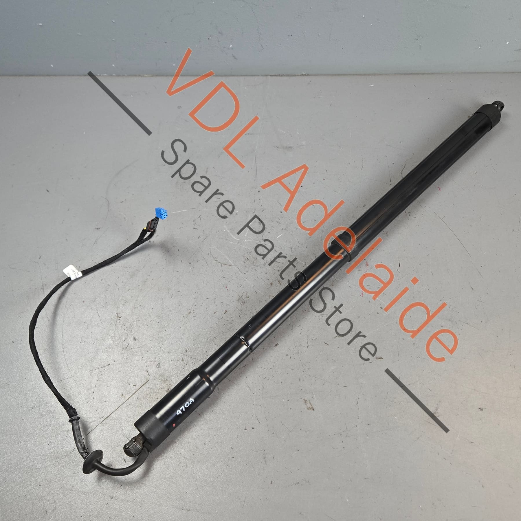 97051257320    Porsche Panamera 970 Boot Electric Lift Strut 97051257320 Fits left or right position