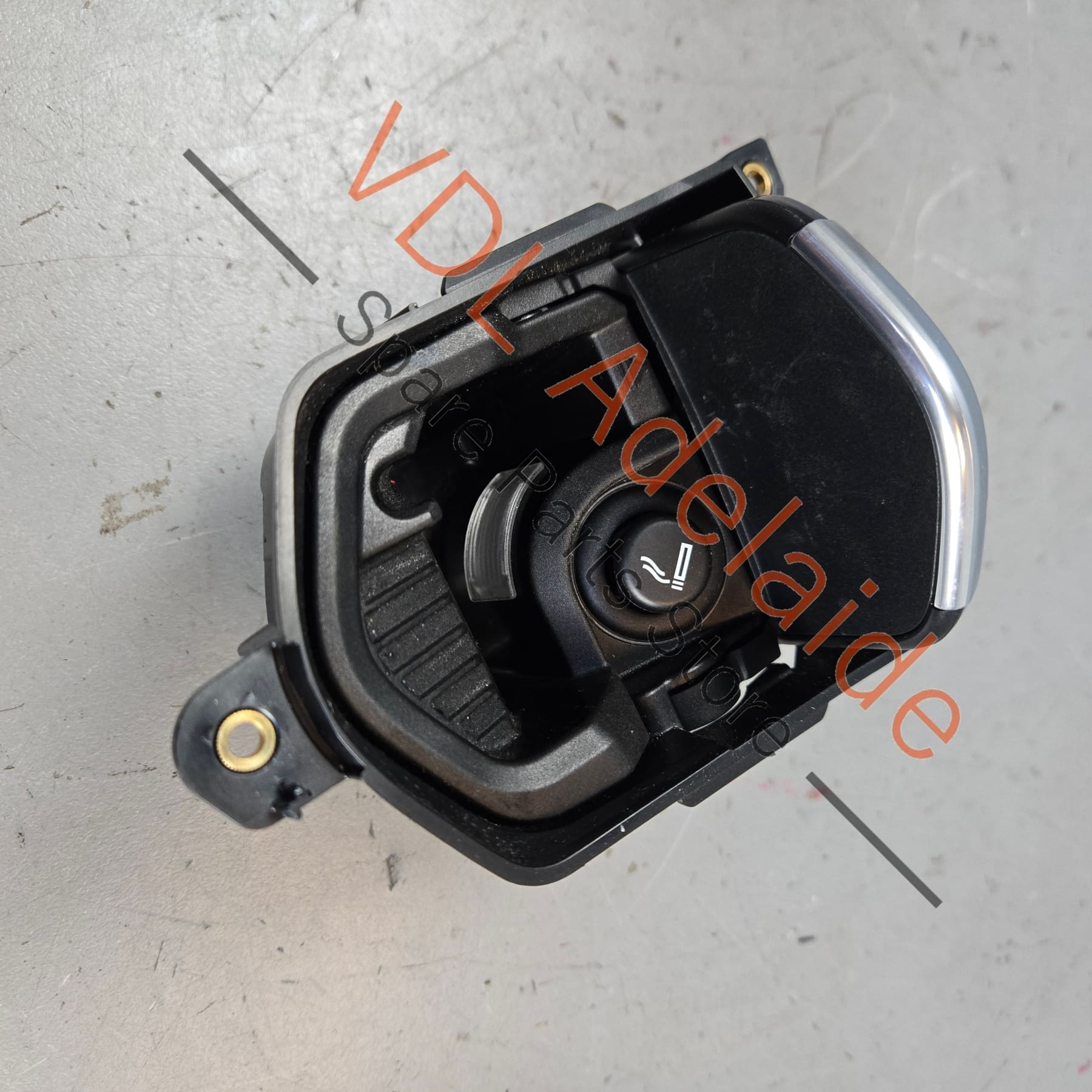 97055337300A61 97055335100   Porsche Panamera 970 Ashtray w Gloss Black Dash Trim Front Console 97055337300 A61 97055335100