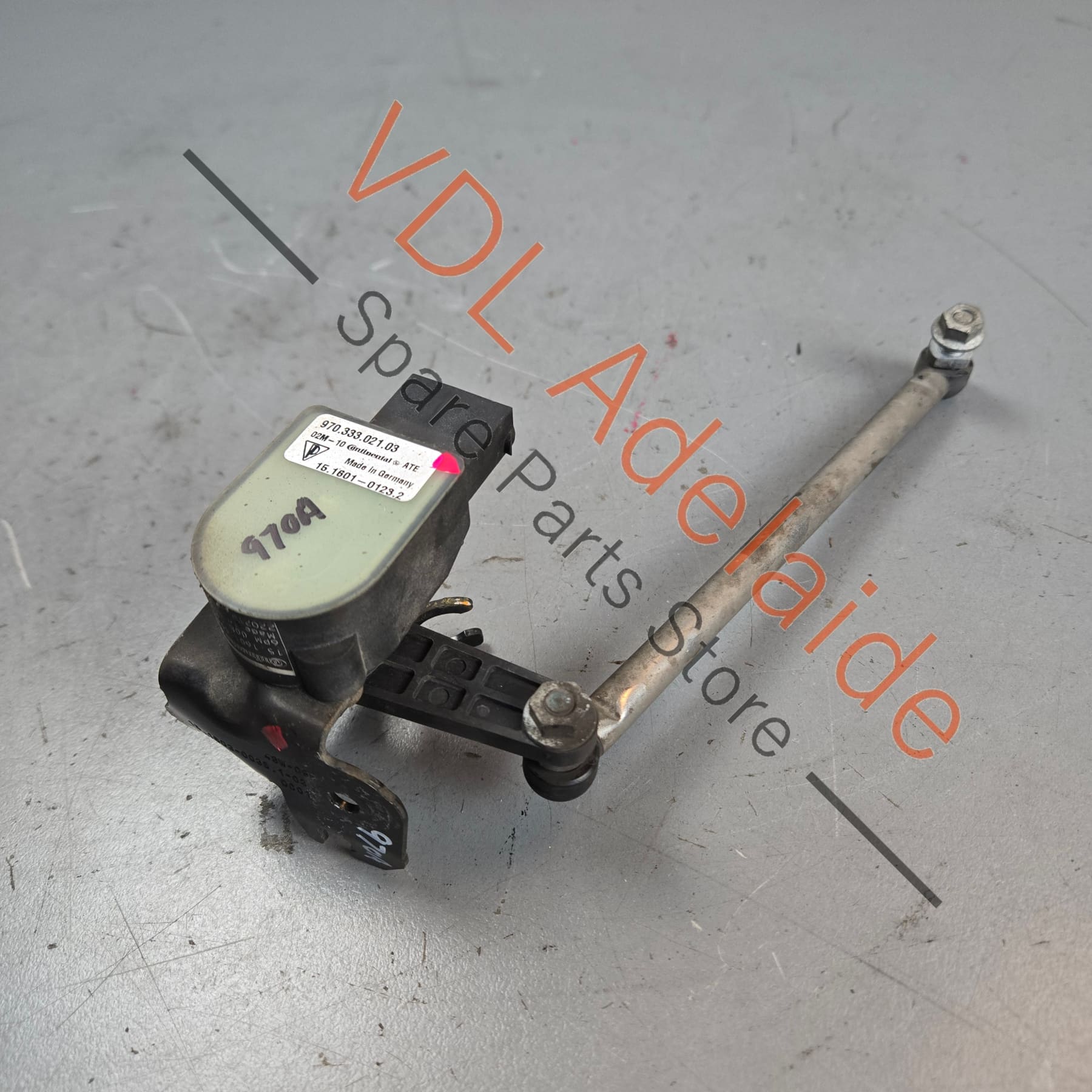 97033302103    Porsche Panamera 970 Rear Left Suspension Level Sensor 97033302103