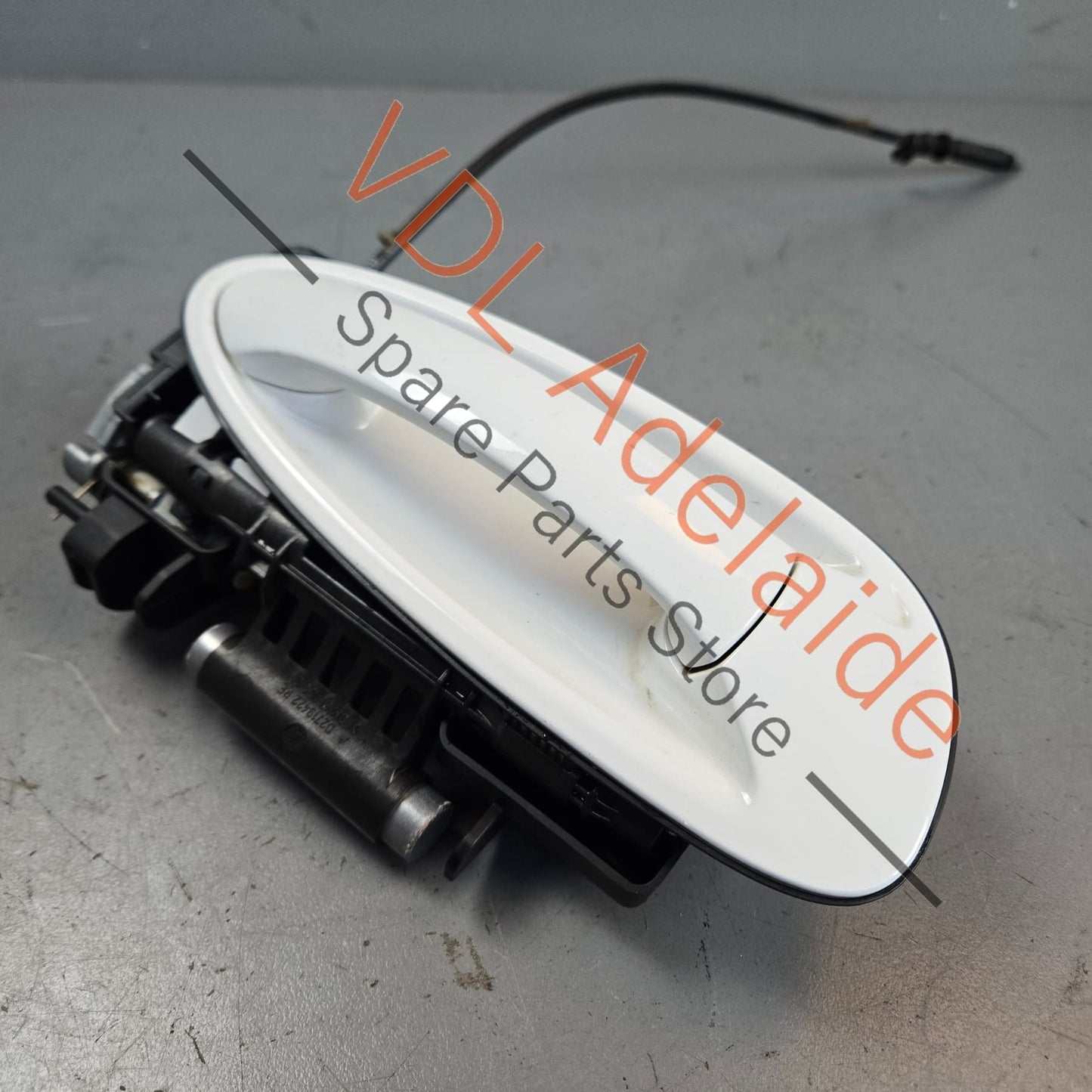 97053706404 97053744601 97053761400G2X  Porsche Panamera 970 Right Exterior Door Handle 97053706404 97053761400G2X