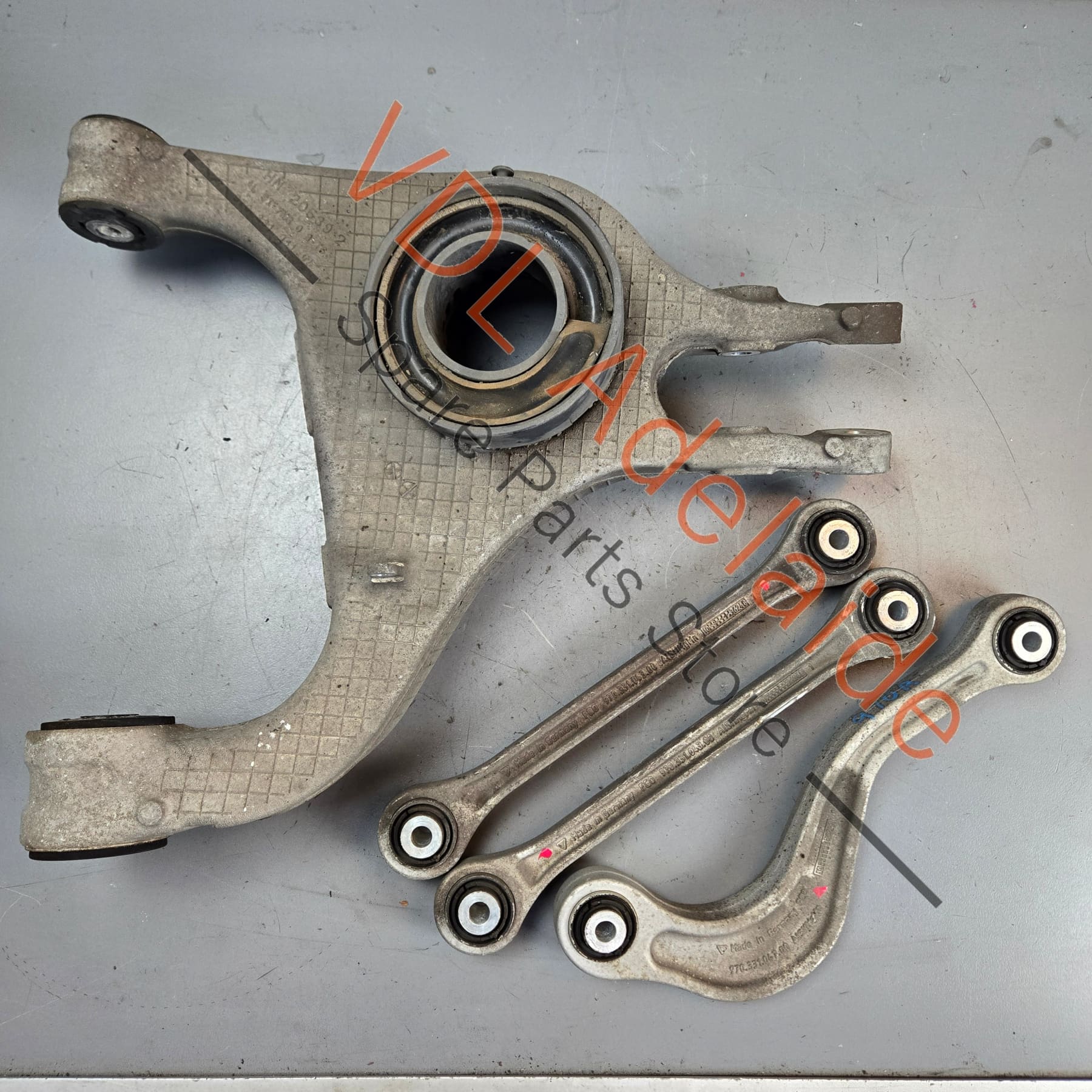 97033104104 97033104700 97033104300  Porsche Panamera 970 Rear Left Suspension Arm Set Wishbone 97033104104