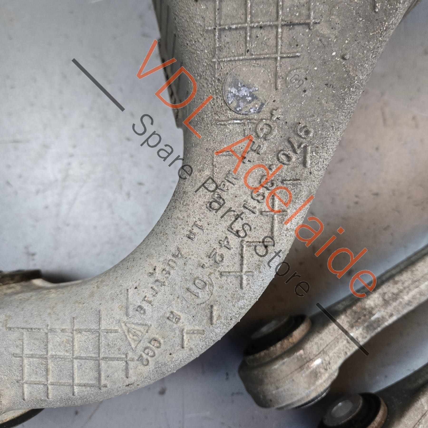 97033104204 97033104700 97033104300  Porsche Panamera 970 Rear Right Suspension Arm Set Wishbone 97033104204