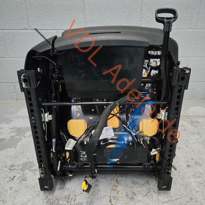     VW Golf R MK7 Wolfsburg Front Right Seat Drivers Carbon Leather