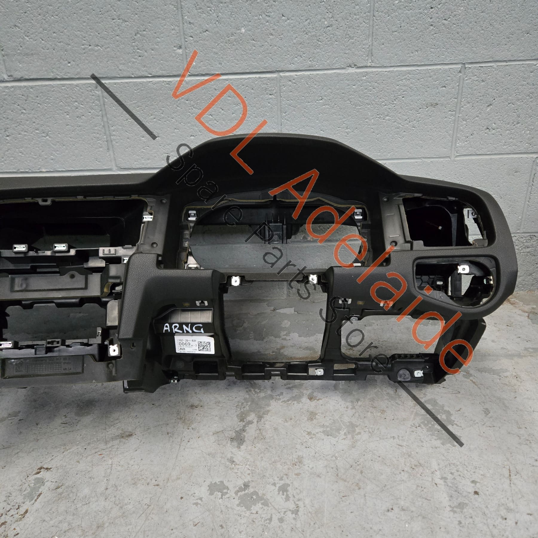 5G2857003MHR6    VW Golf MK7 7.5 Dashboard & Airbag Kit