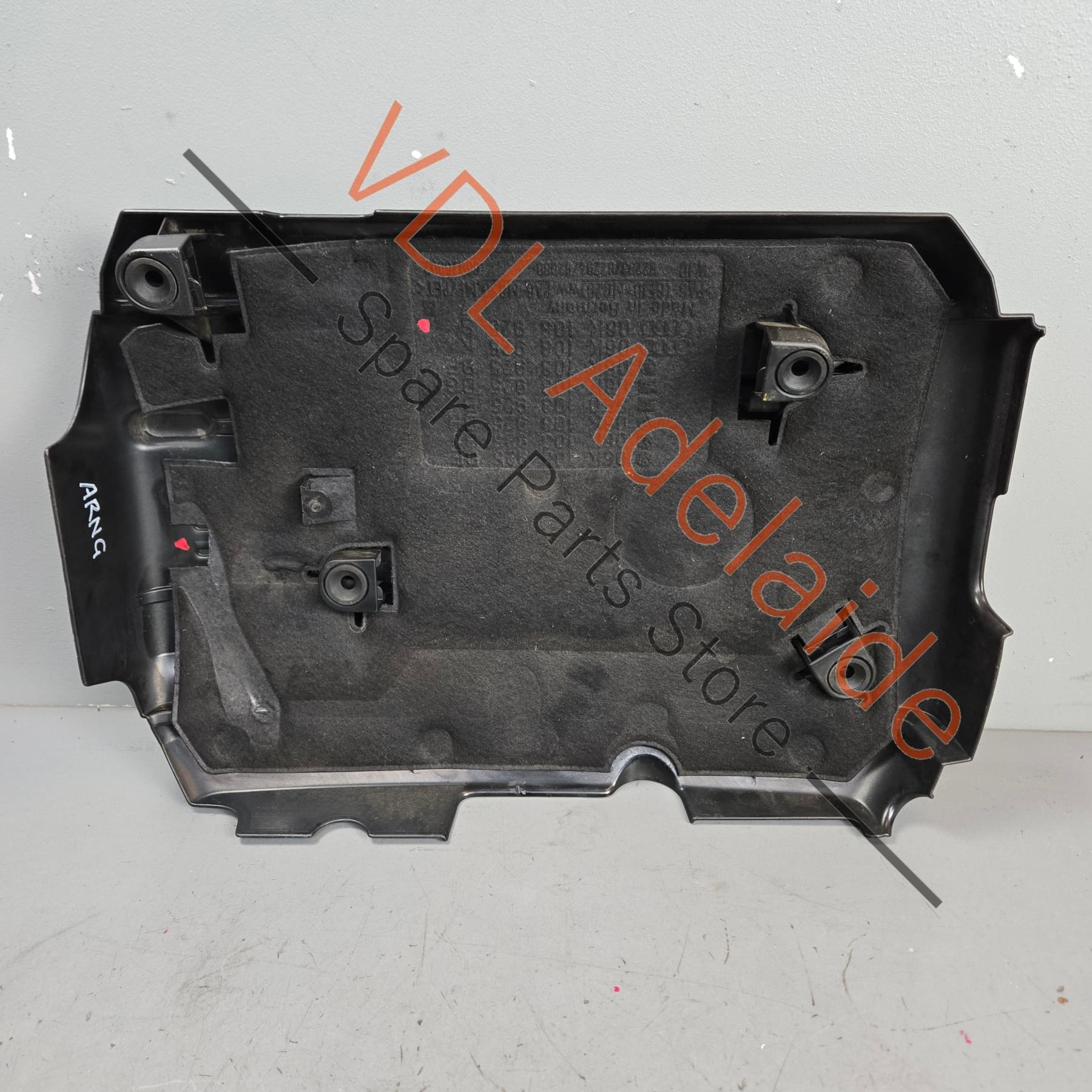 06K103925BQ 06K103925BP   VW Golf R MK7 7.5 Engine Cover Trim TSI Silver 06K103925BP 06K103925BQ