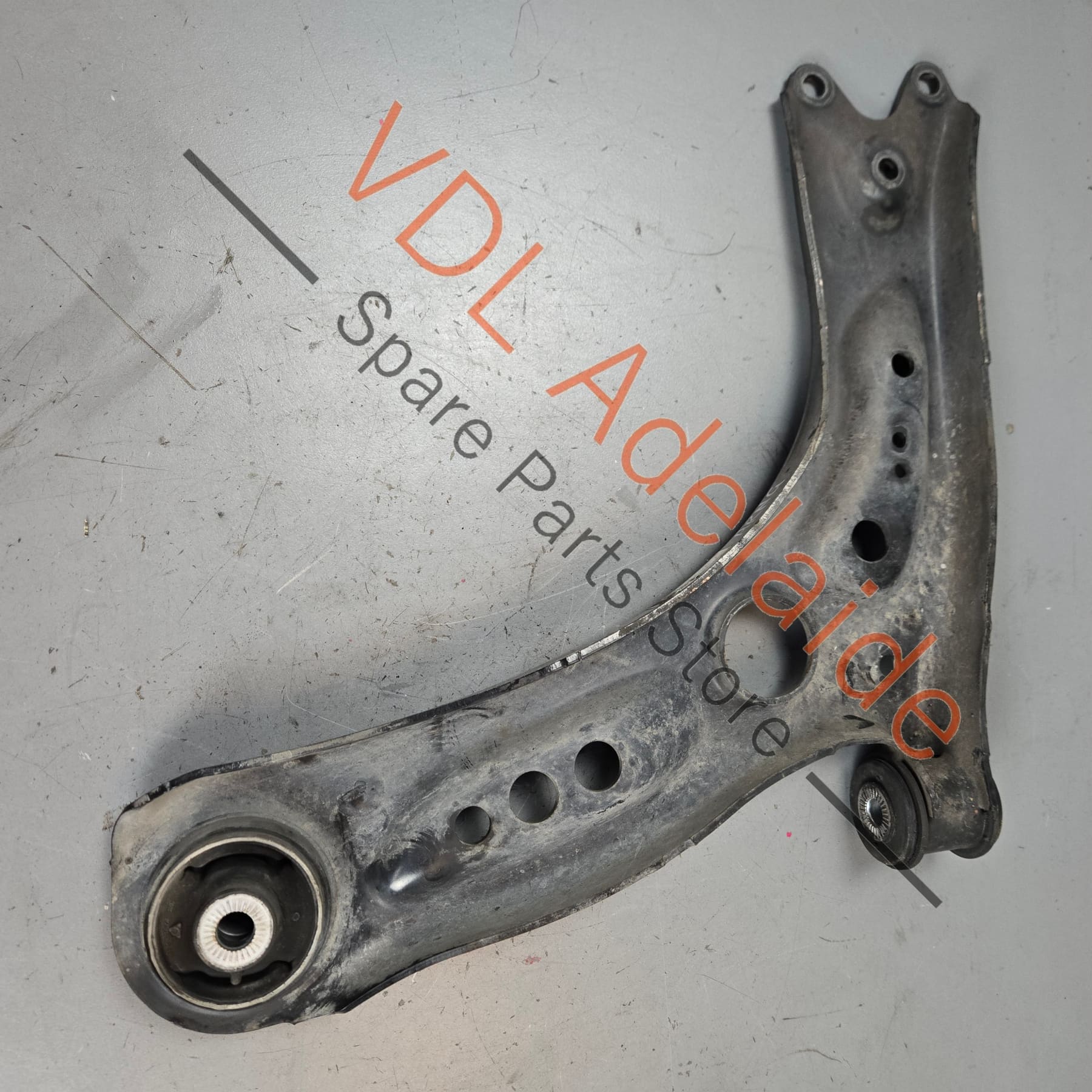 5Q0407152J 5WA407152 5Q0407152R  VW Golf MK7 7.5 Front Right Lower Control Arm 5Q0407152R / 5WA407152