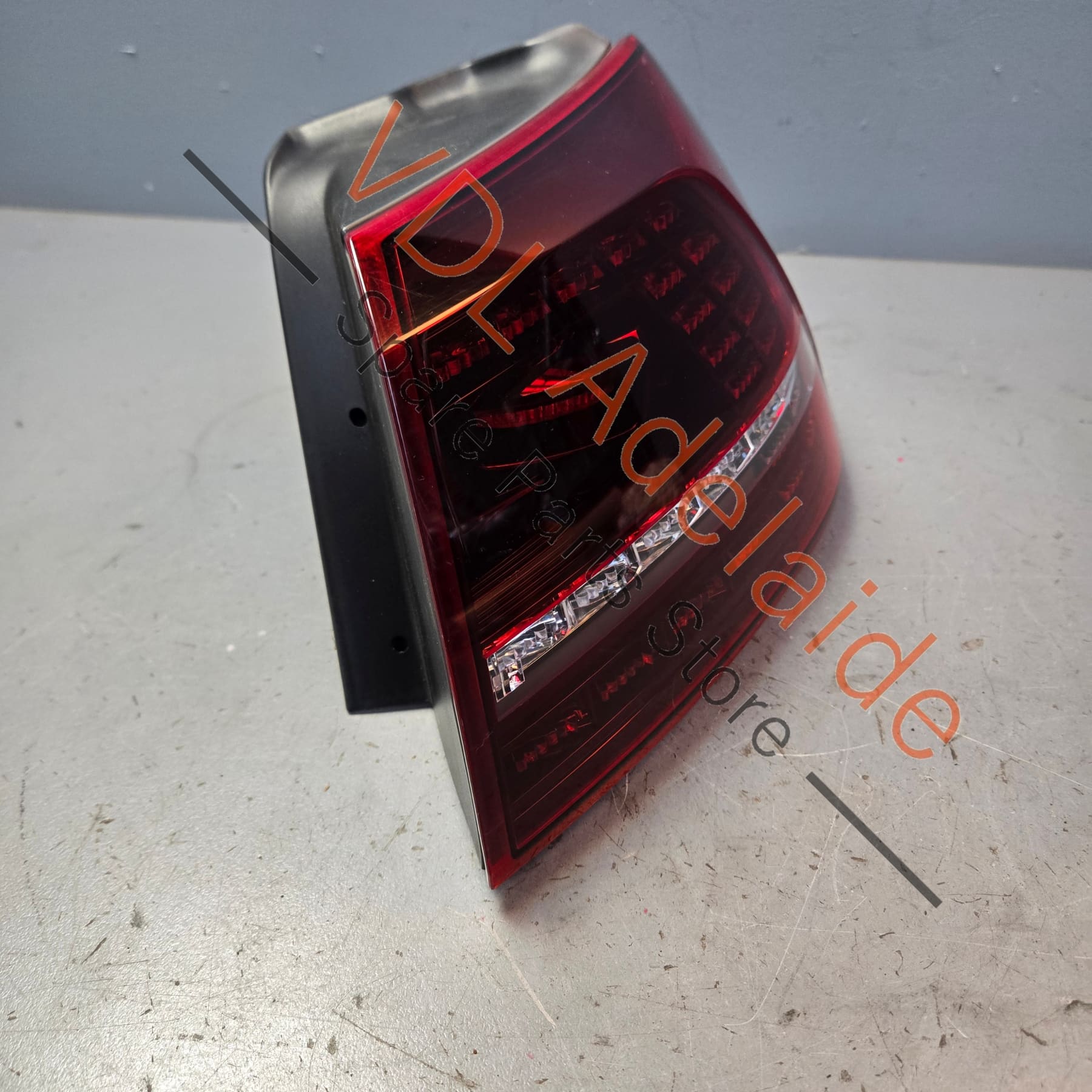 5G0945208C    VW Golf MK7 R Right Outer LED Tail Light Taillight 5G0945208C