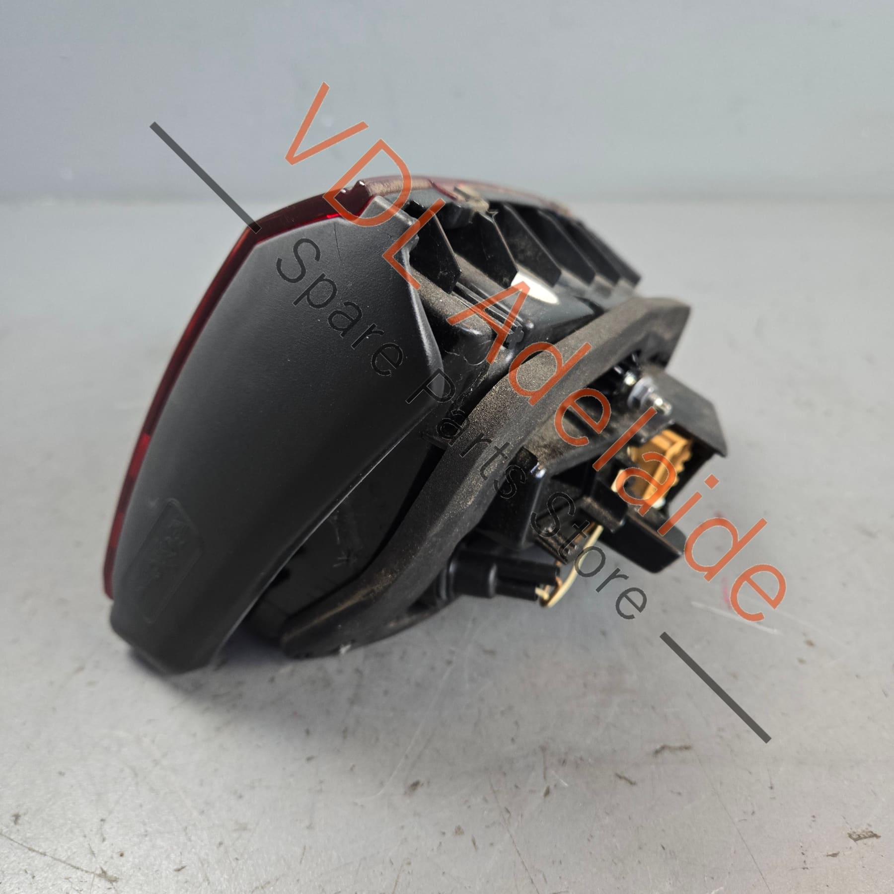 5G0945308E    VW Golf MK7 R Right Inner LED Tail Light Taillight 5G0945308E