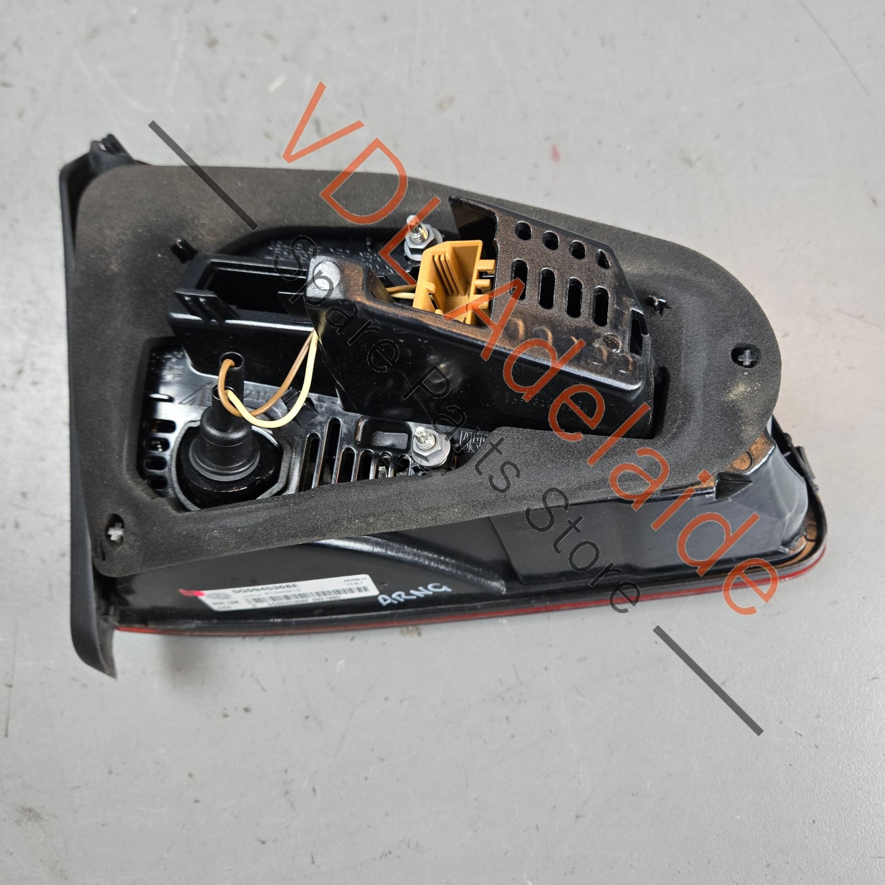 5G0945308E    VW Golf MK7 R Right Inner LED Tail Light Taillight 5G0945308E