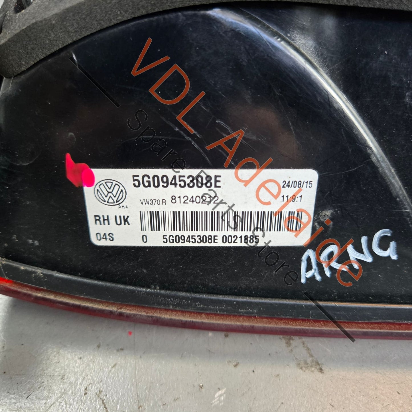 5G0945308E    VW Golf MK7 R Right Inner LED Tail Light Taillight 5G0945308E