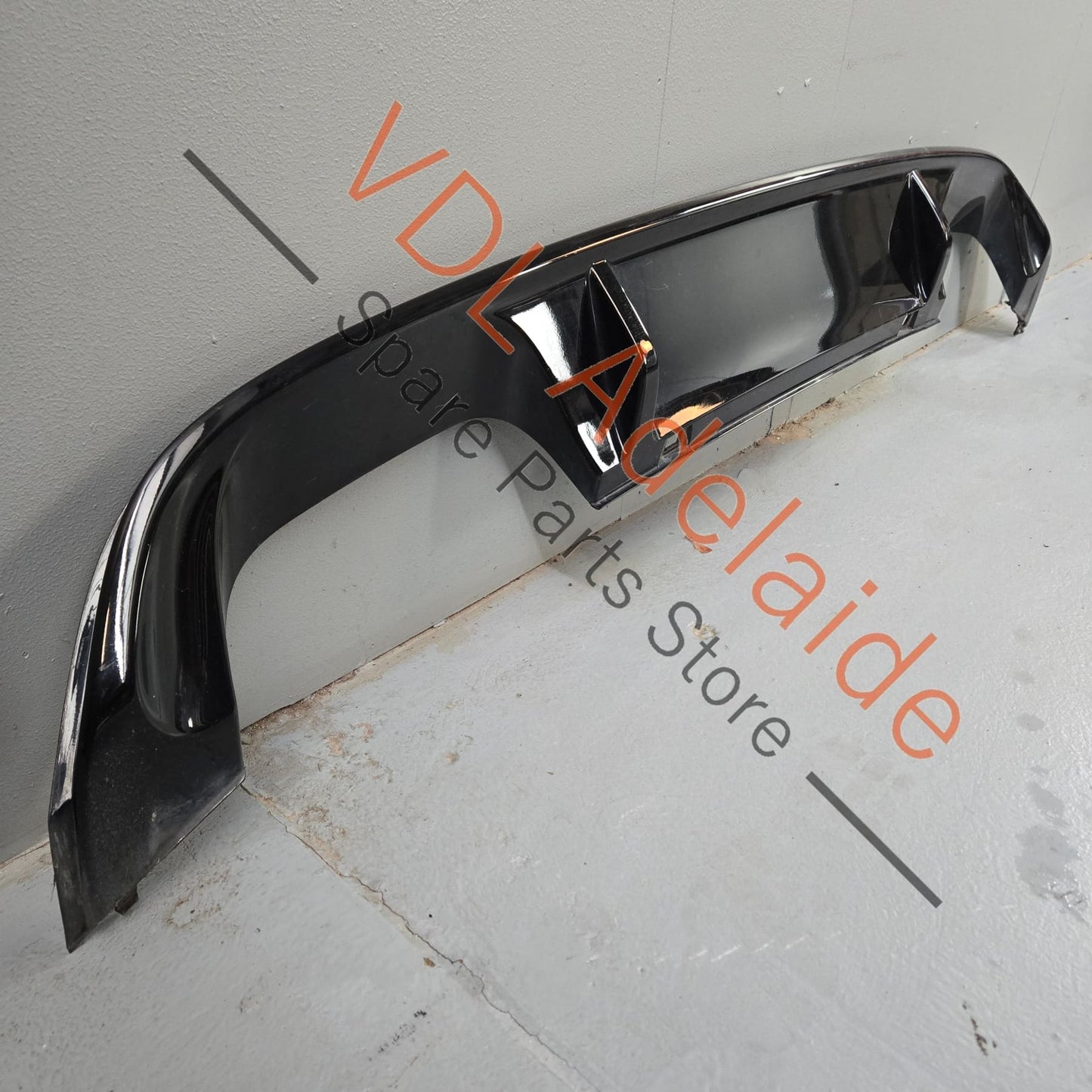 5G6807568N 5G6807568N041   VW Golf R MK7 Rear Bumper Spoiler Diffuser 5G6807568N 041