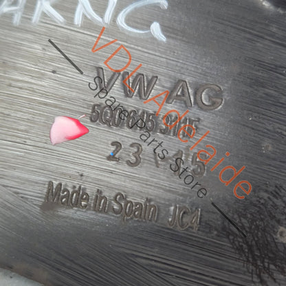 5Q0615312F 5Q0615311F   VW Golf R Pair of Front Brake Stone Cover Plates 5Q0615312F 5Q0615311F