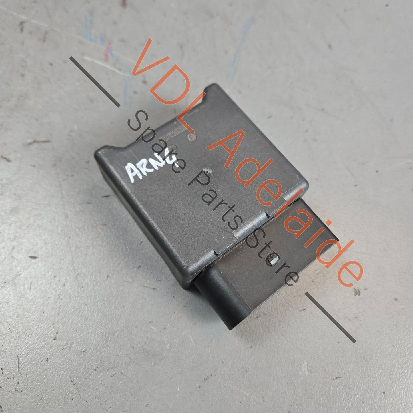 5Q0906093A    Volkswagen VW Golf Mk7 7.5 Fuel Pump Relay Control Module 5Q0906093A 5Q0906093B