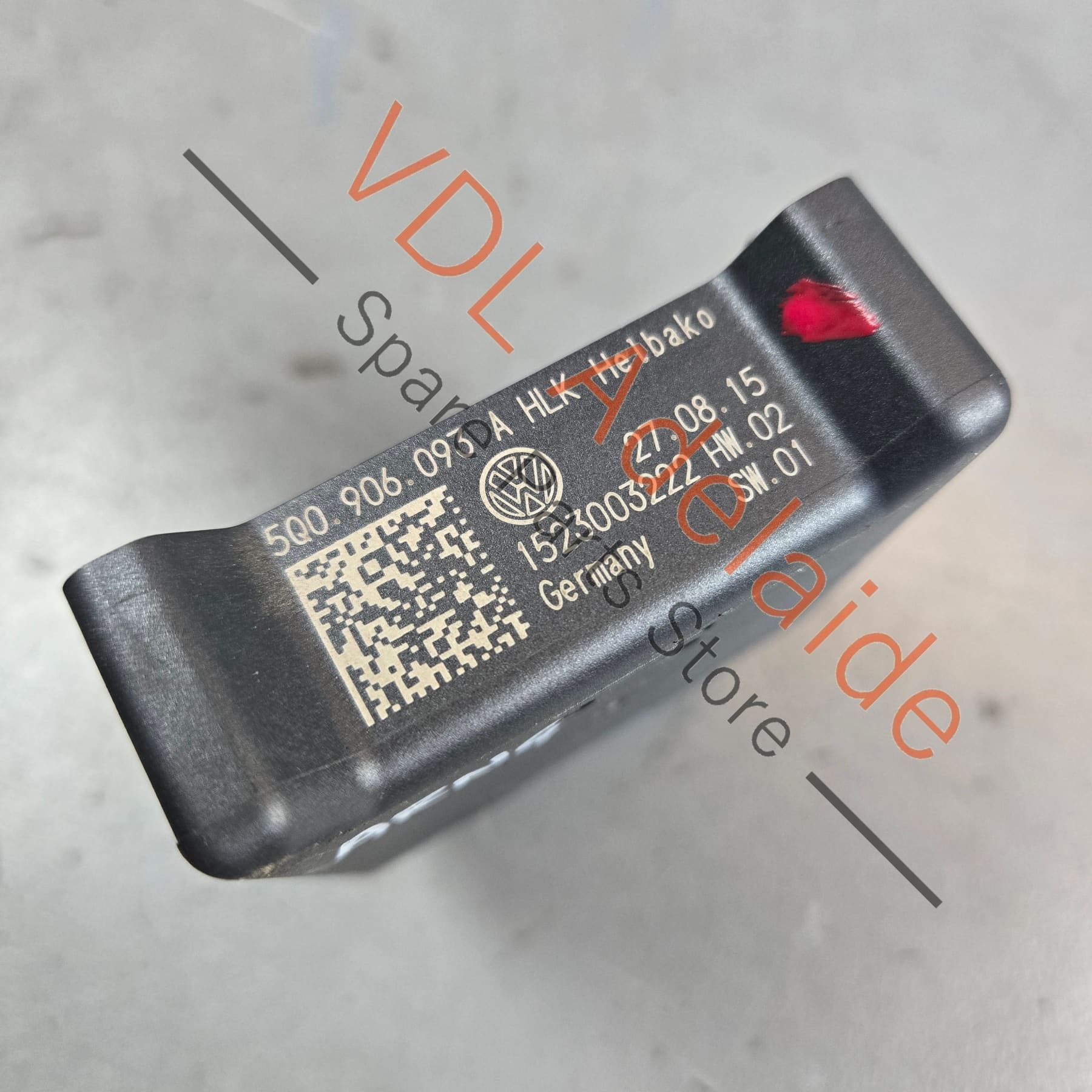 5Q0906093A    Volkswagen VW Golf Mk7 7.5 Fuel Pump Relay Control Module 5Q0906093A 5Q0906093B