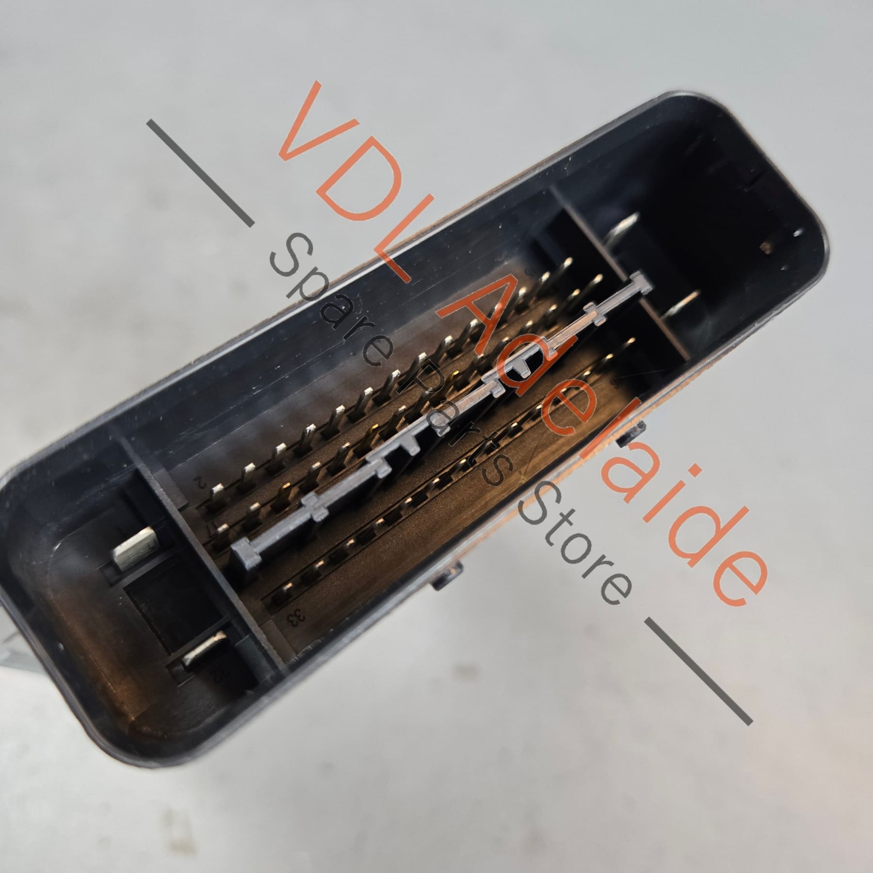 5Q0907376A    VW Golf MK7 7.5 DCC Active Suspension Control Unit Module for electronic regulated damping 5Q0907376A 5Q0907376B