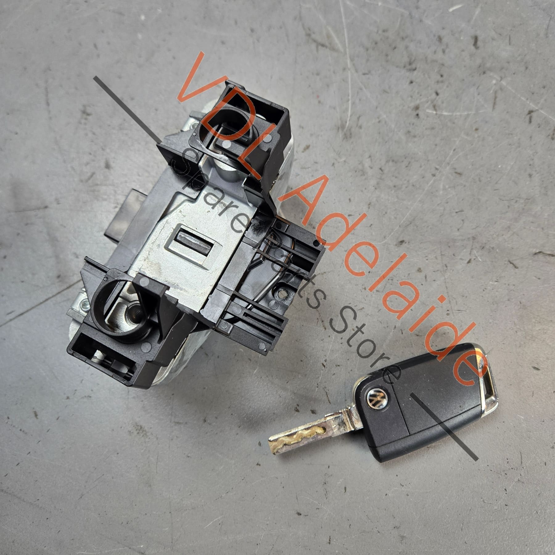 5Q0905861A    VW Golf MK7 Audi A3 S3 Steering Column Lock for vehicles with Keyless Go 5Q0905861A