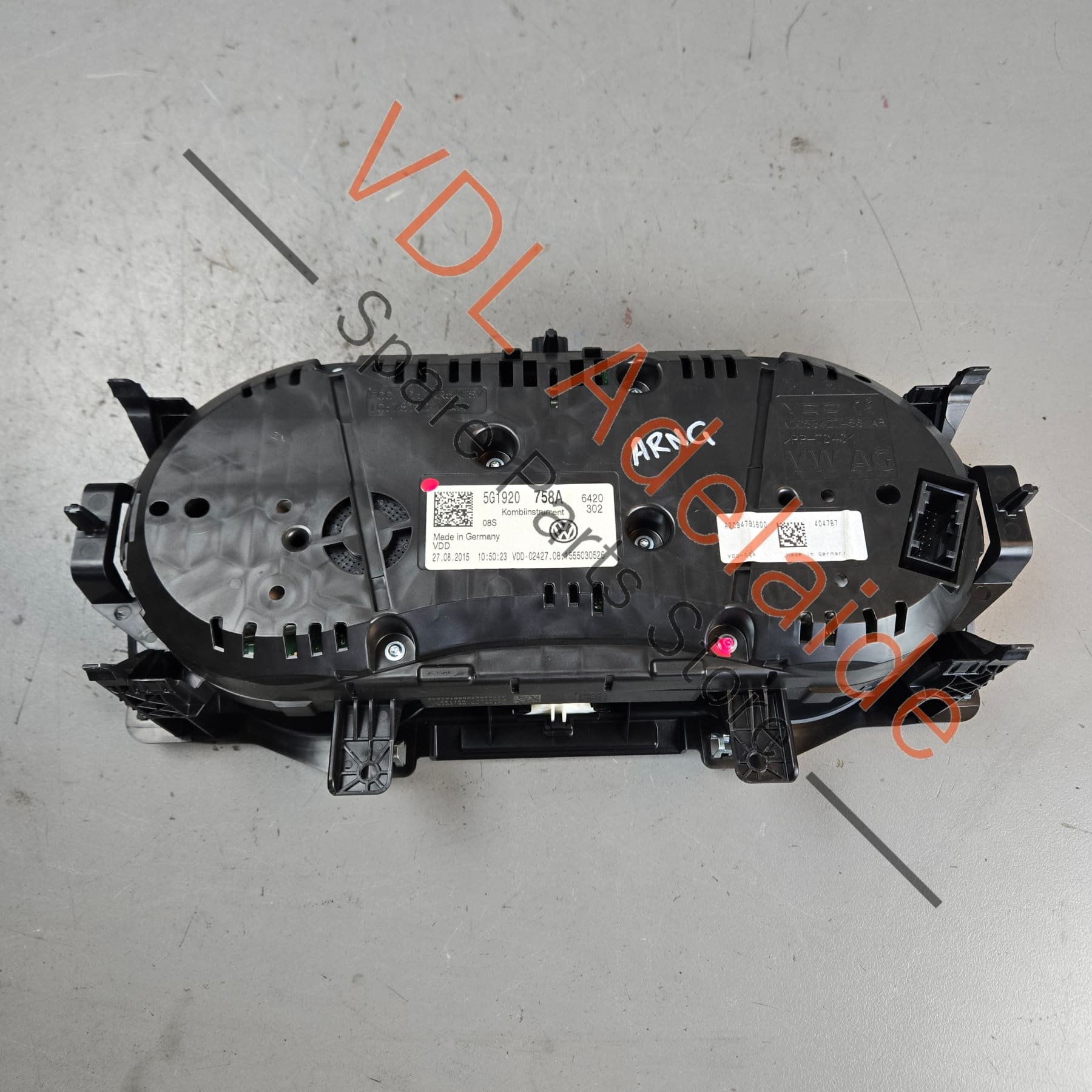 5G1920758A    VW Golf R MK7 Combi-instrument Kombiinstrument Gauge Dash Cluster 320 km/h 5G1920758A