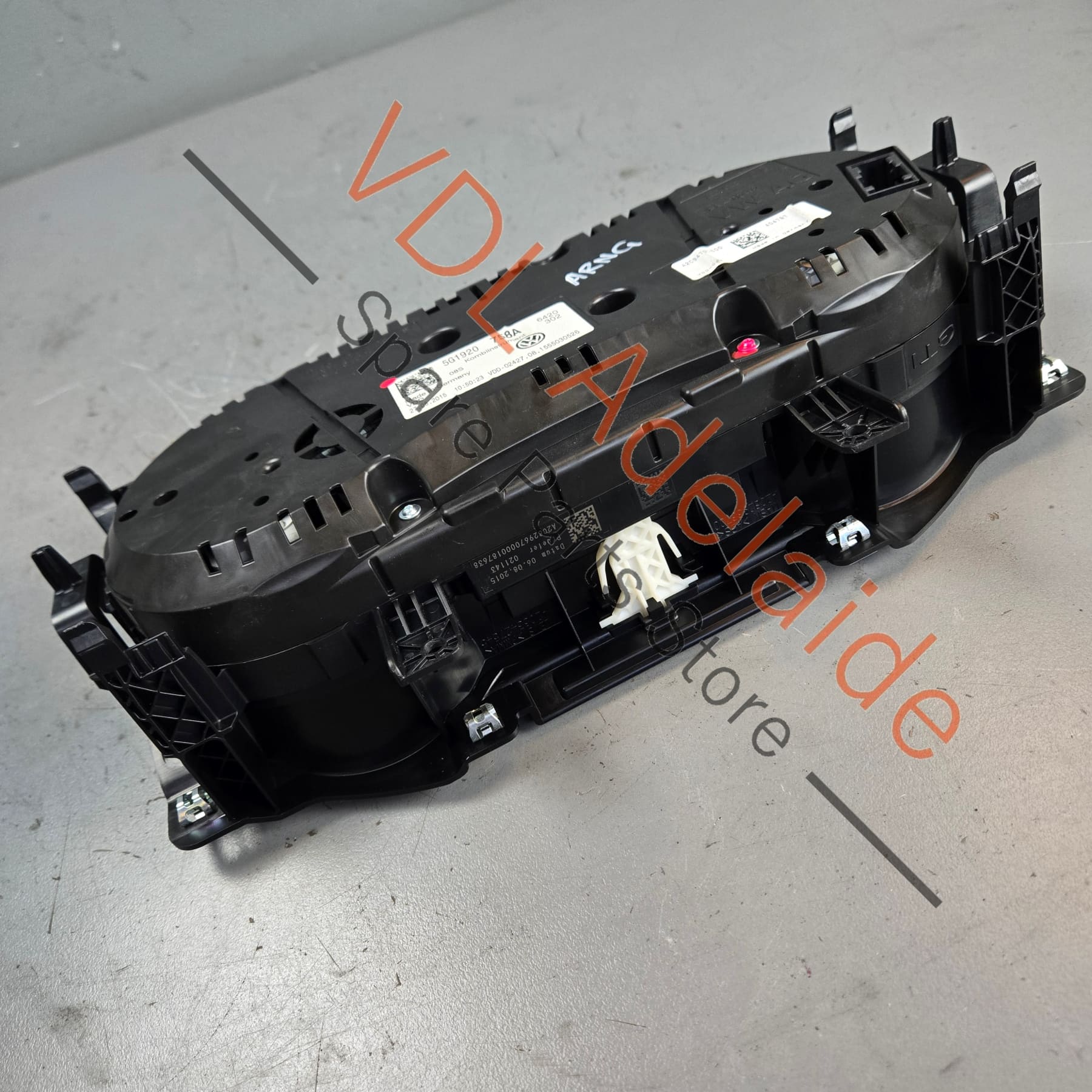 5G1920758A    VW Golf R MK7 Combi-instrument Kombiinstrument Gauge Dash Cluster 320 km/h 5G1920758A