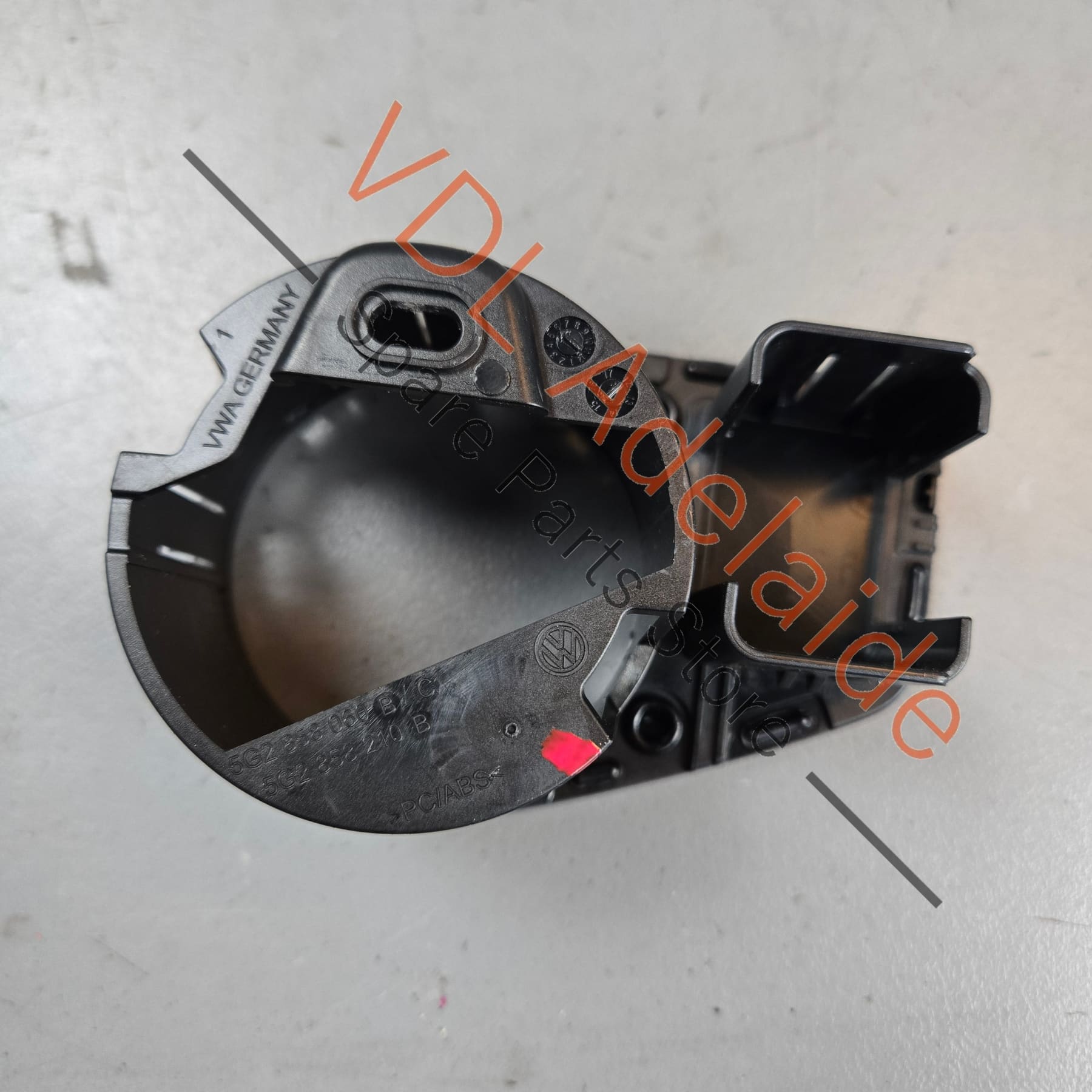 5G2858060B    VW Golf Mk7 Headlight Switch Surround Interior Trim Gloss Black 5G2858060C 5G2858060BC