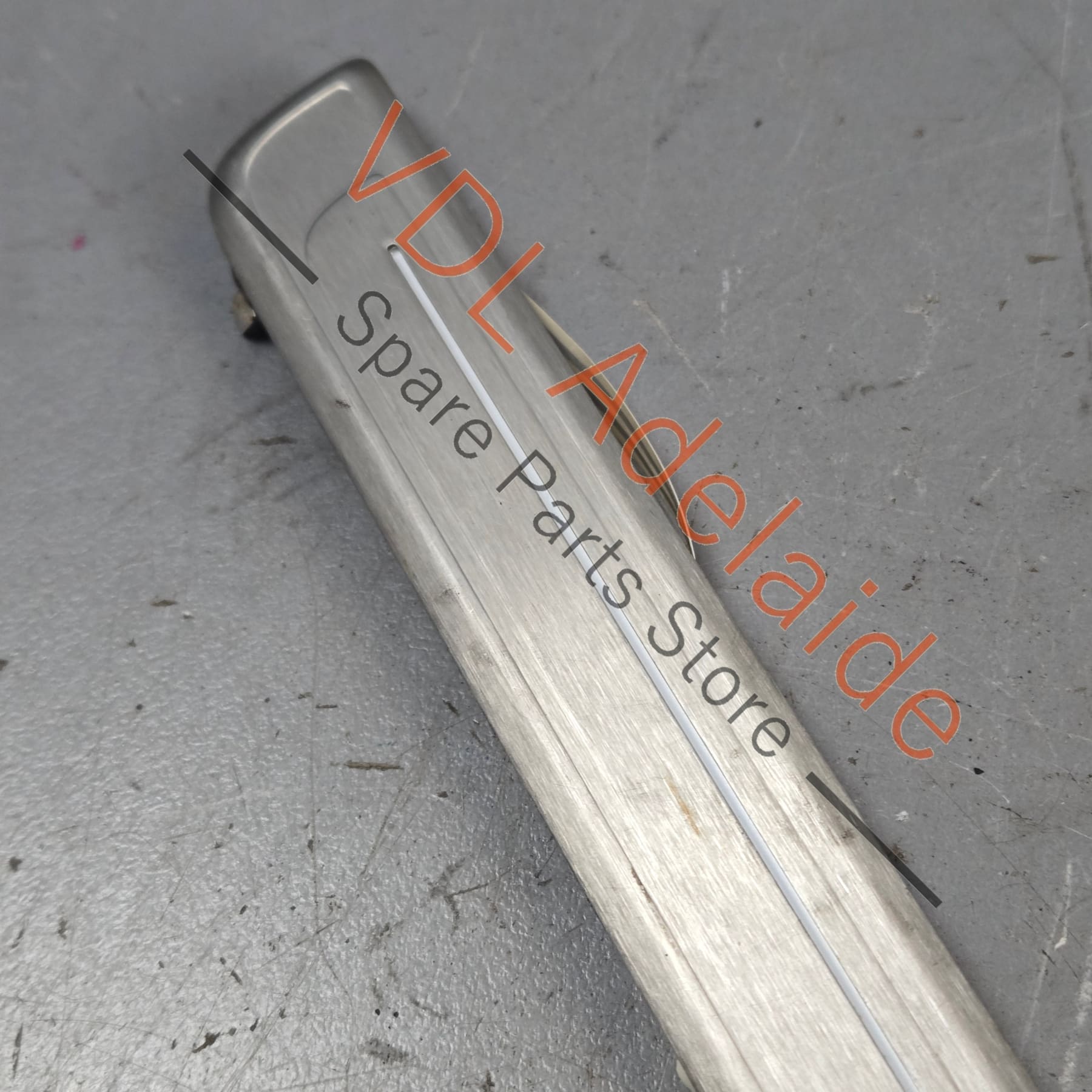 5G4853370KDAT    VW Golf R Illuminated Sill Panel Door Entry Strip Light Left 5G4853370K DAT