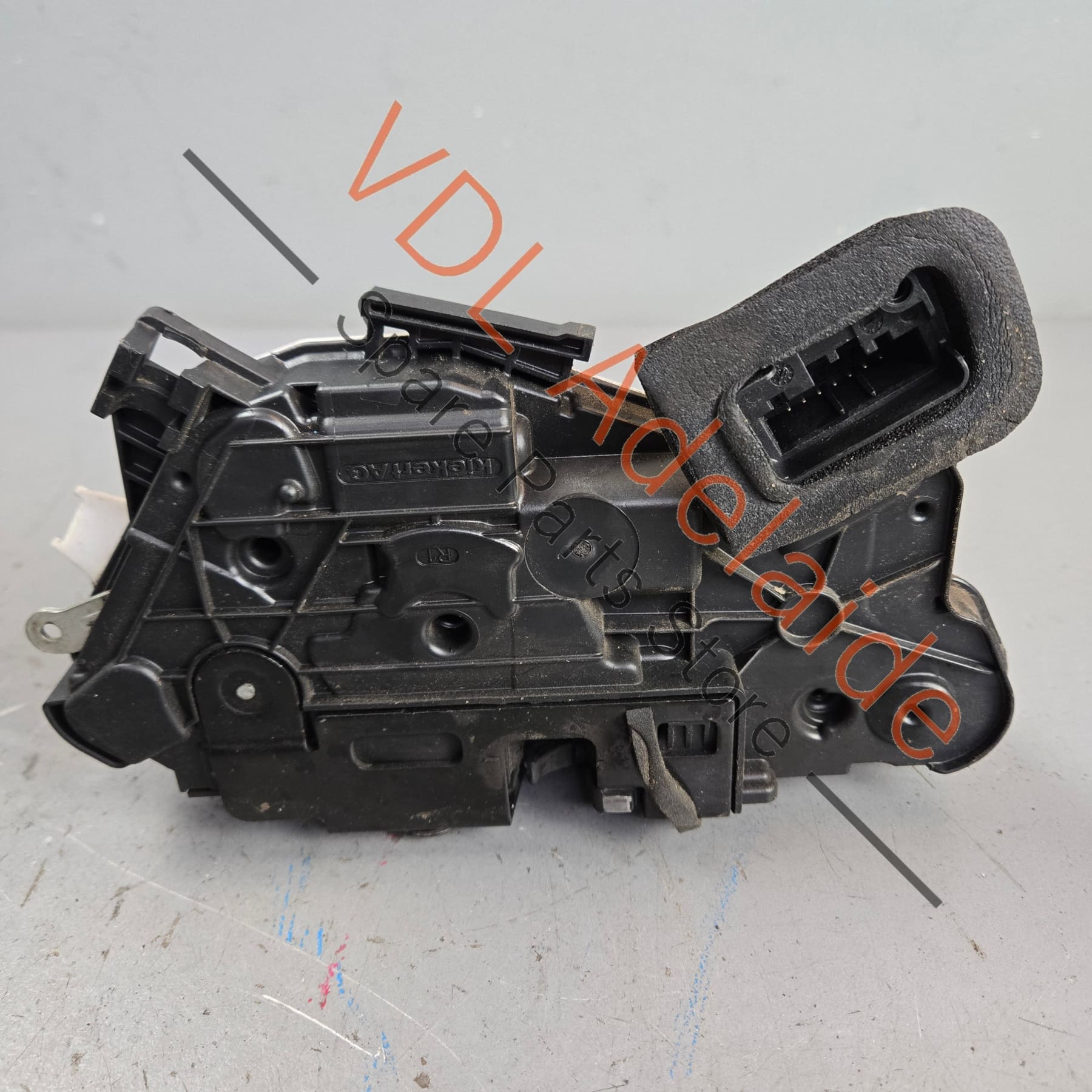 5K2837016D 5K2837016H   VW Golf Front Right Side Door Lock Actuator 5K2837016D 5K2837016H