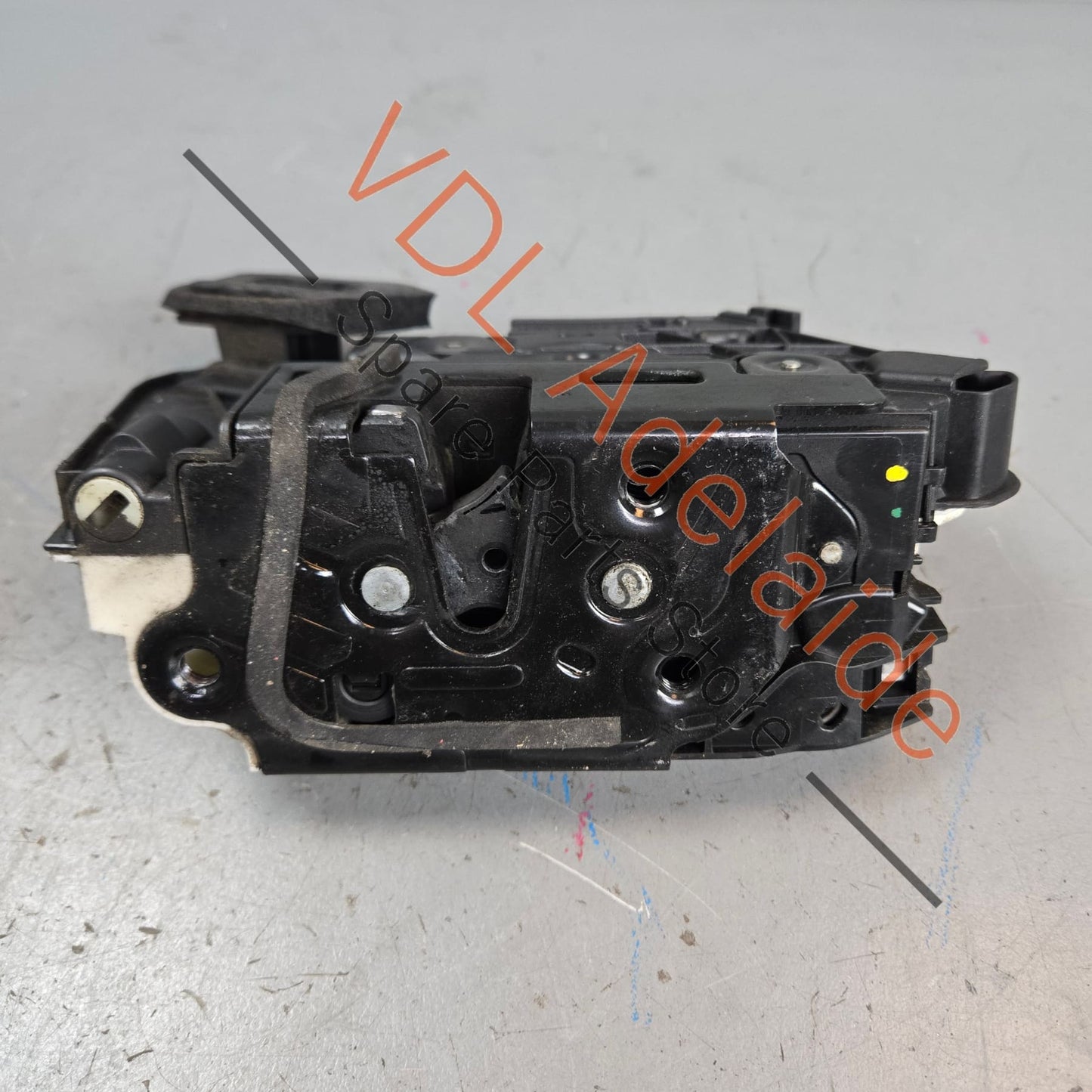 5K2837015D 5K2837015H   VW Golf Front Left Side Door Lock Actuator 5K2837015D 5K2837015H