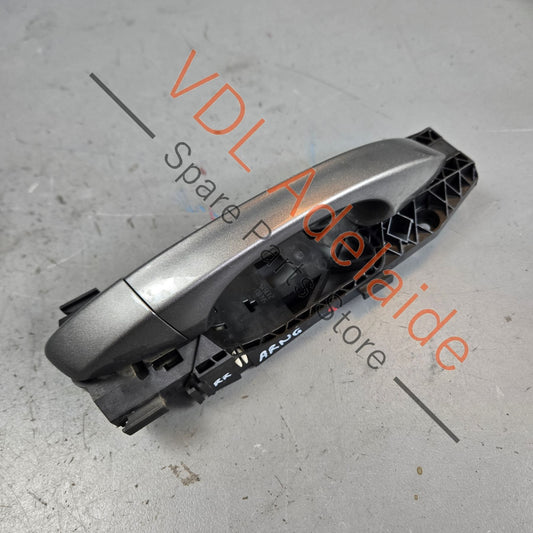 5G0837206N    VW Golf R MK7 7.5 Exterior Door Handle Right 5G0837206N Limestone Grey