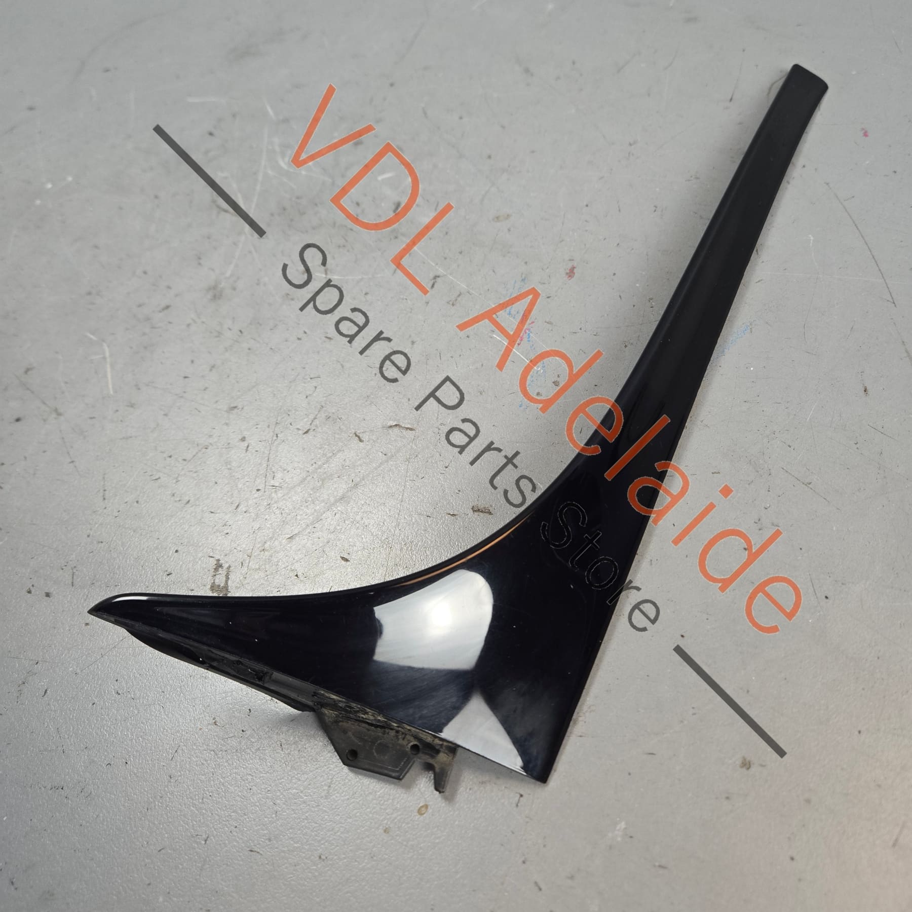 5G6805945C    VW Golf MK7 7.5 Gti R Left Rear Window Spoiler Trim Molding 5G6805945C 041