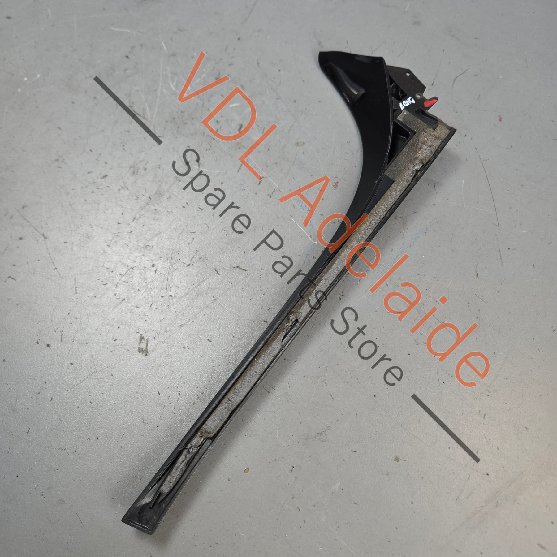 5G6805945C    VW Golf MK7 7.5 Gti R Left Rear Window Spoiler Trim Molding 5G6805945C 041