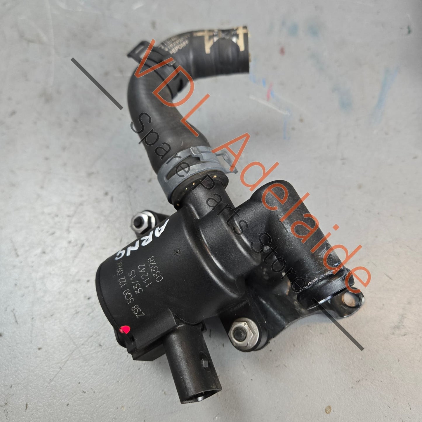 5Q0906457B 5Q0122093A   VW Golf MK7 R Coolant Solenoid Shut Off Valve 5Q0122093A 5Q0906457B
