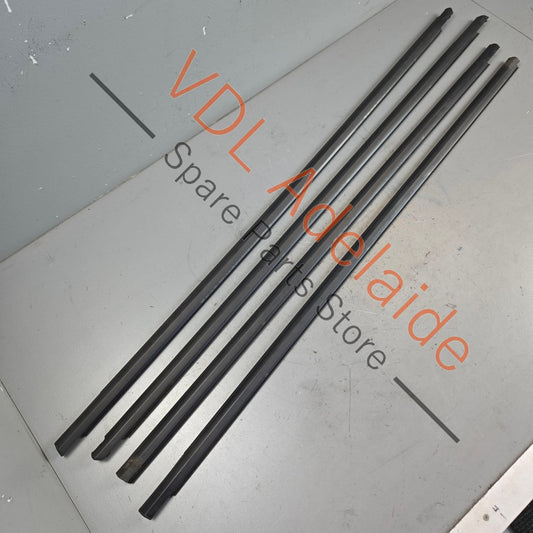 5G4837477D 5G4837478D 5G6839477D 5G6839478D VW Golf MK7 Window Aperture Slot Seal Lower Moulding for Door Set of 4