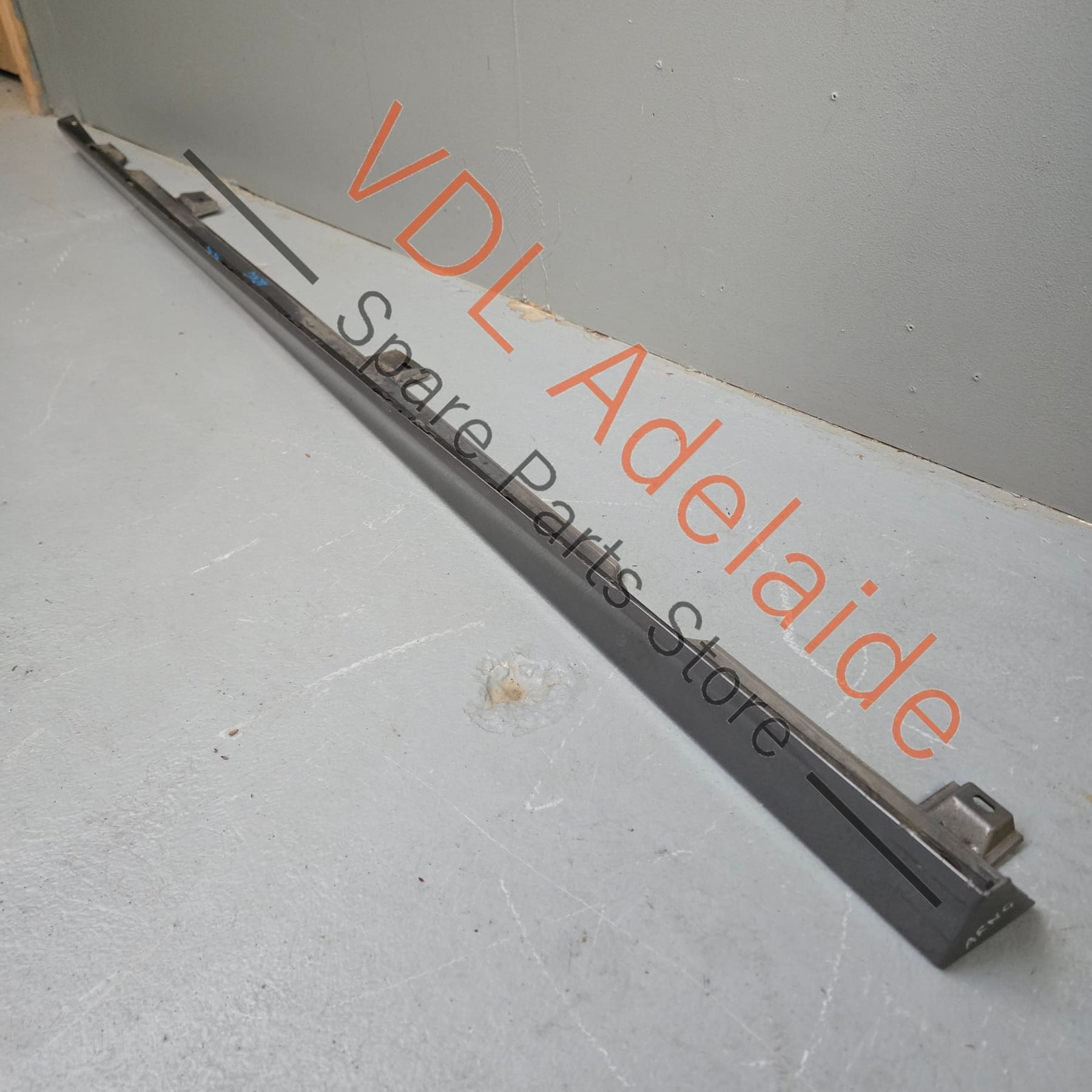 5G0853855 5G0853855GRU   VW Golf R MK7 LHS Left Widened Sill Panel Sideskirt Rocker Panel Cover Trim Moulding 5G0853855
