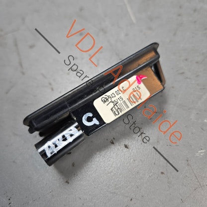 1K8943021C 1K8943021   VW Golf R GTi Mk7 Rear Licence Registration Plate Light 1K8943021C