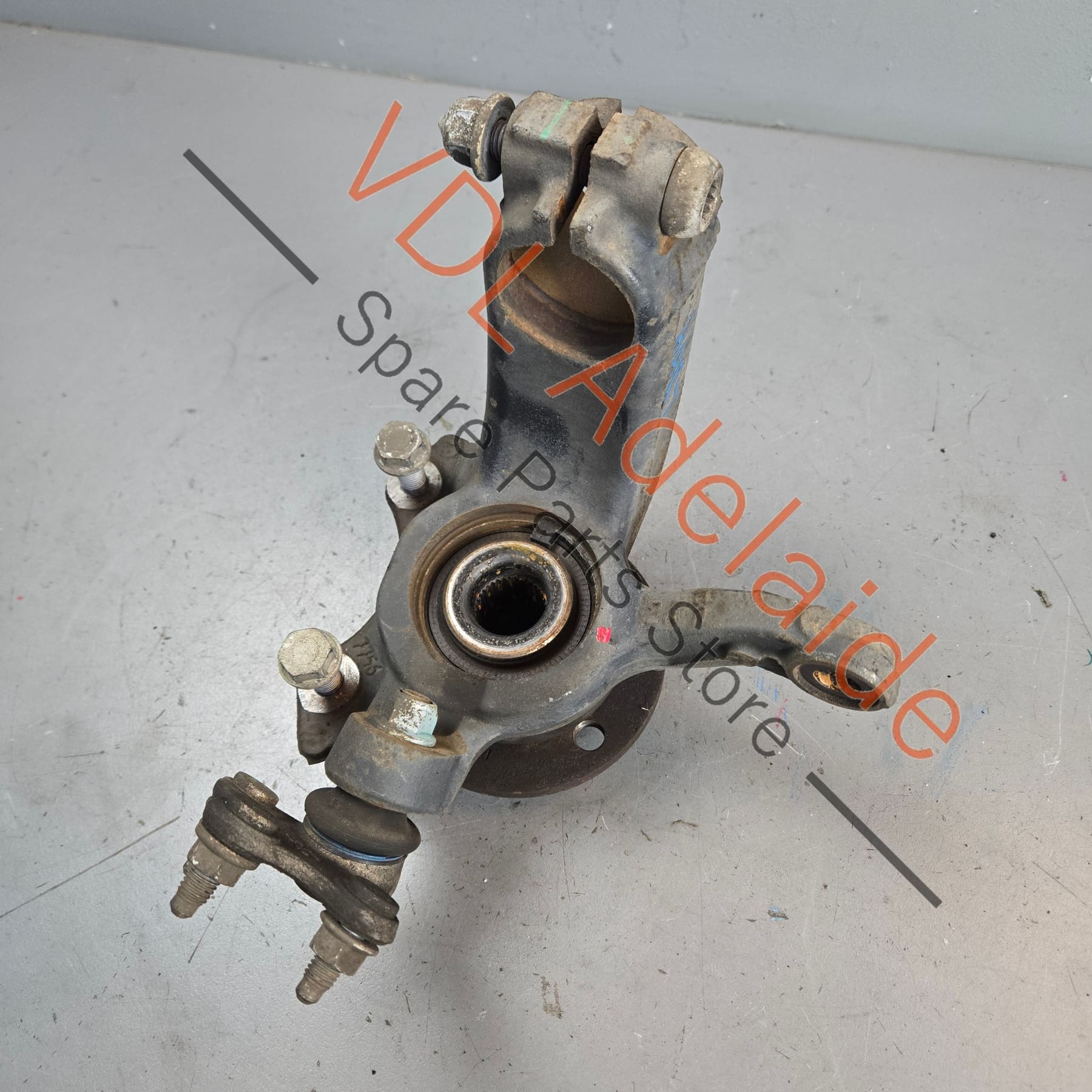 6C0407621 6C0407256A 6RD407621A  VW Polo Front Right Wheel Bearing & Housing Knuckle 6C0407256A 6C0407621 6RD407621A
